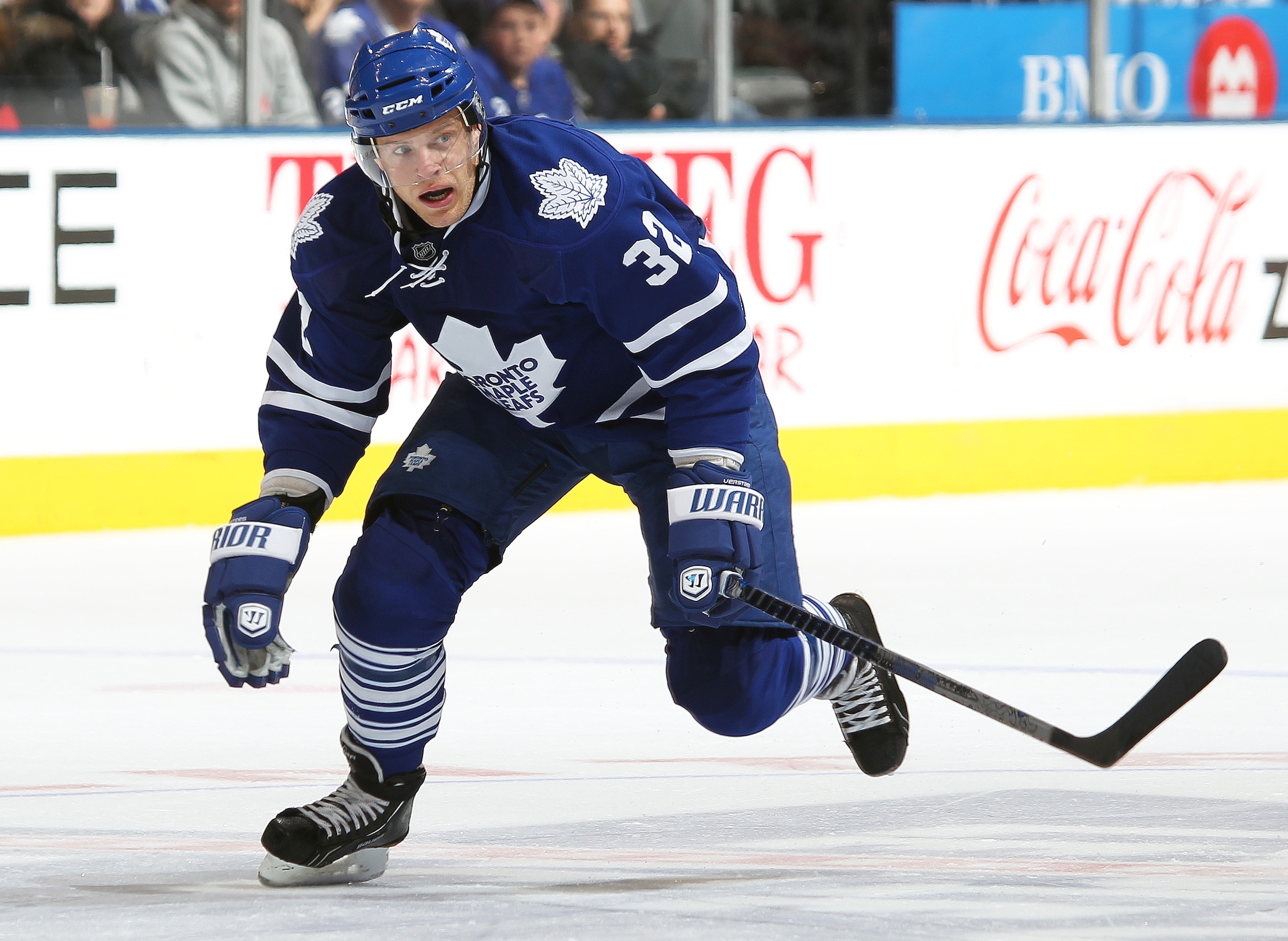 TORONTO, CAN - FEBRUARY 7:  Kris Versteeg #32 of the Toronto Maple Leafs skates in a game against the Atlanta Thrashers on February 7, 2011 at the Air Canada Centre in Toronto, Canada. The Leafs defeated the Thrashers 5-4. (Photo by Claus Andersen/Getty I