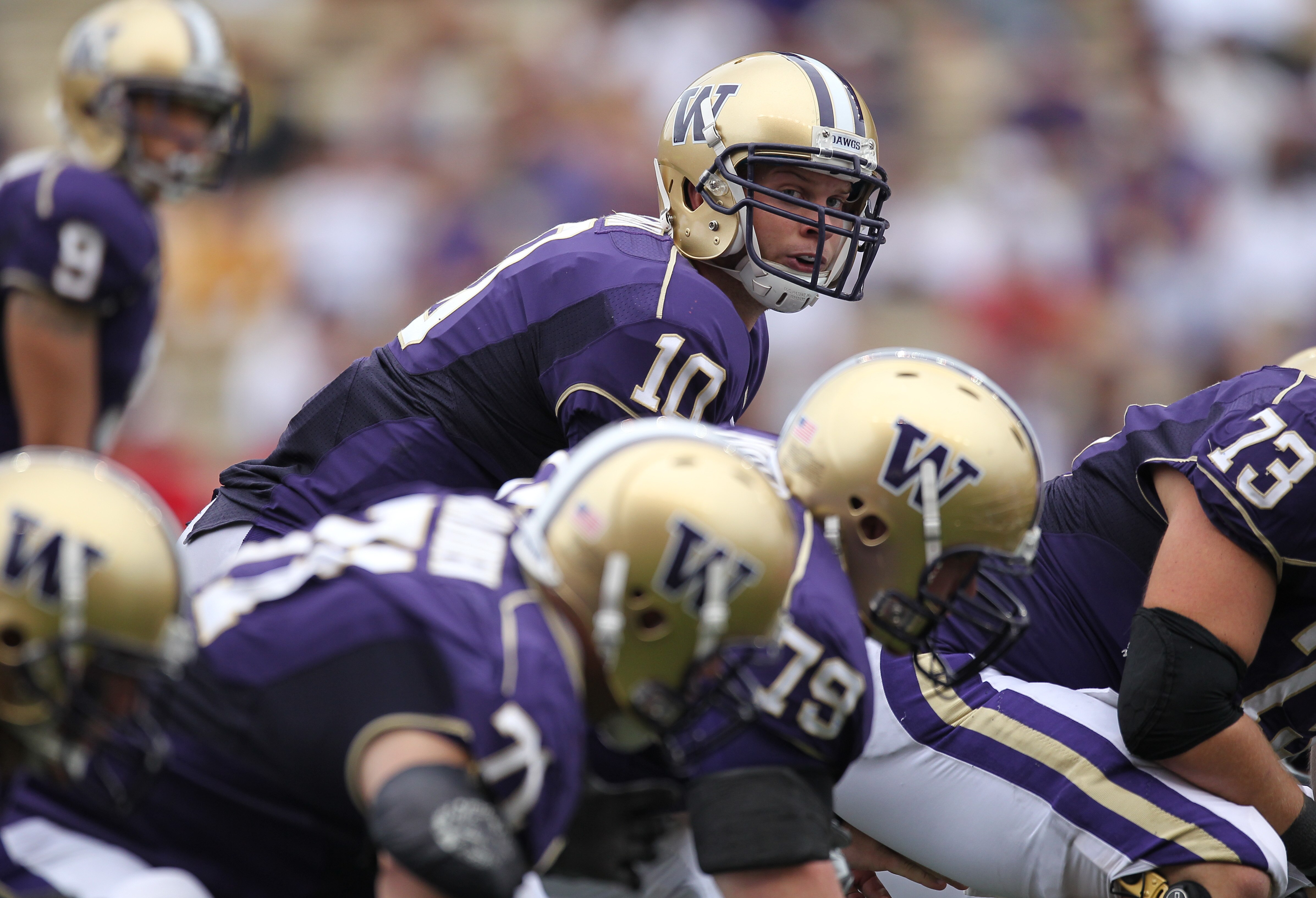 SEATTLE - SEPTEMBER 18: Quarterback Jake Locker #10 of the Washington Huskies looks over the defense against the Nebraska Cornhuskers on September 18, 2010 at Husky Stadium in Seattle, Washington. (Photo by Otto Greule Jr/Getty Images)