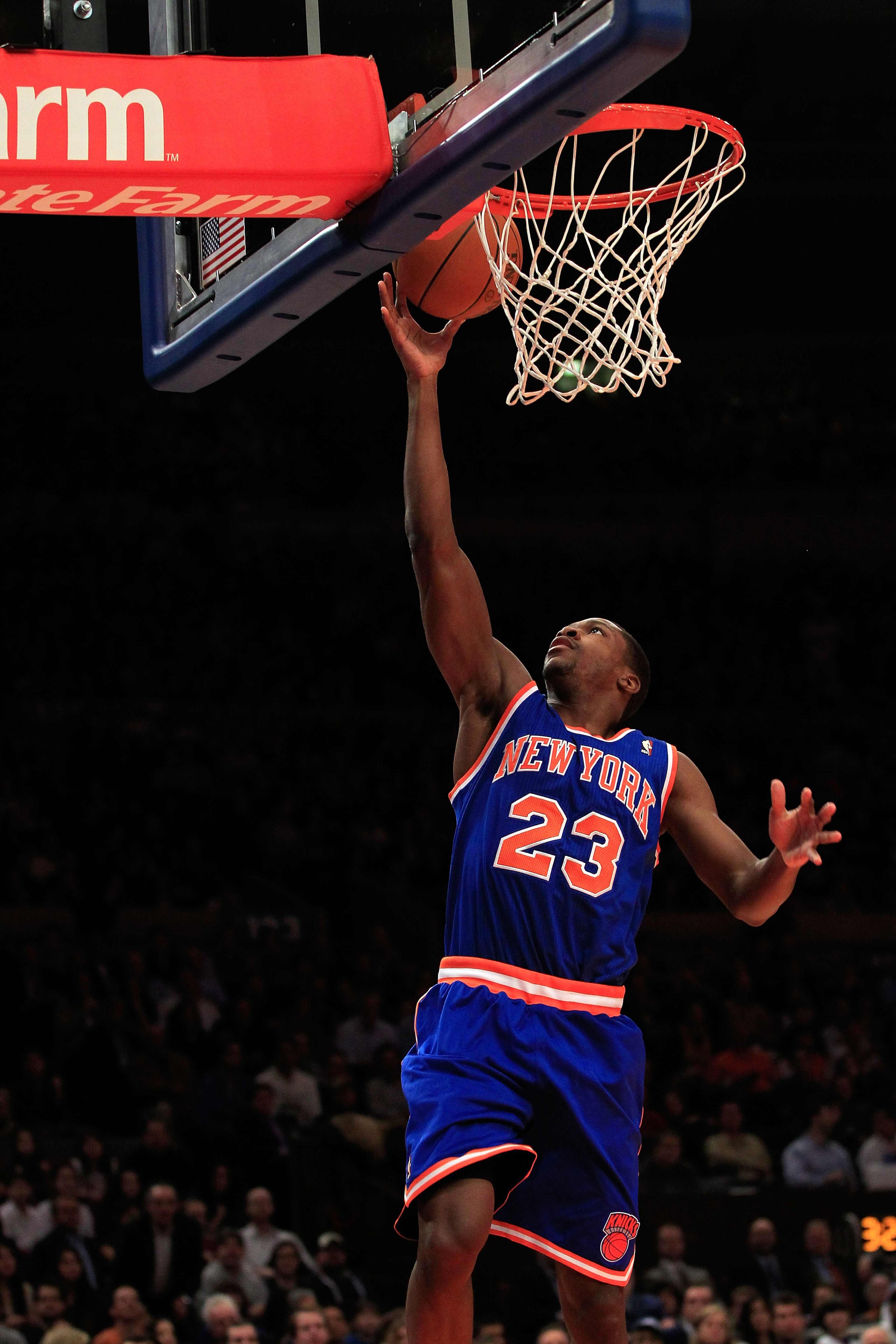 NEW YORK, NY - FEBRUARY 23: Toney Douglas #23 of the New York Knicks goes up for a basket against the Milwaukee Bucks at Madison Square Garden on February 23, 2011 in New York City. NOTE TO USER: User expressly acknowledges and agrees that, by downloadin NEW YORK, NY - FEBRUARY 23: Toney Douglas #23 of the New York Knicks goes up for a basket against the Milwaukee Bucks at Madison Square Garden on February 23, 2011 in New York City. NOTE TO USER: User expressly acknowledges and agrees that, by downloadin