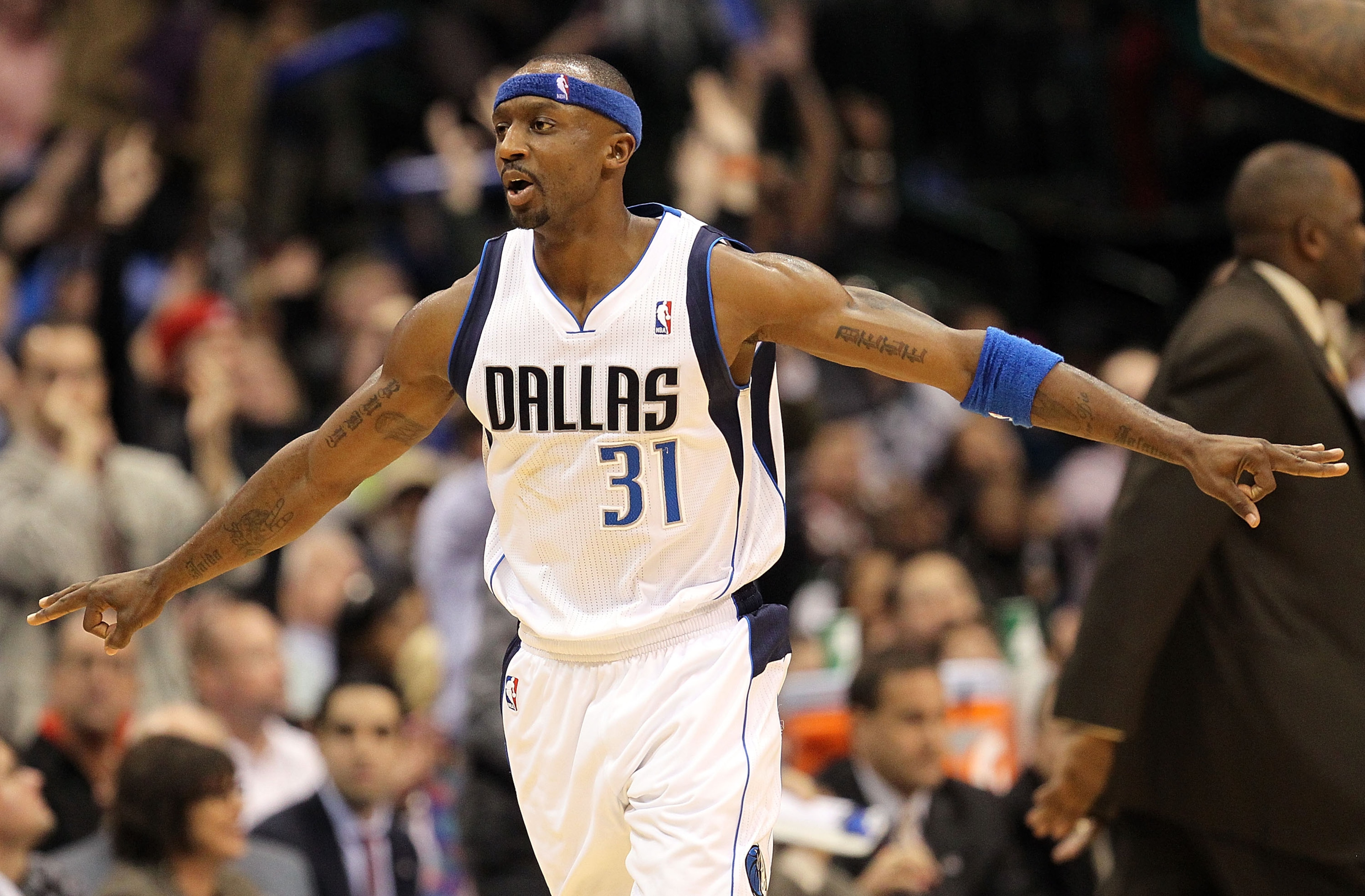 DALLAS, TX - JANUARY 04: Guard Jason Terry #31 of the Dallas Mavericks reacts after making a three point shot against the Portland Trail Blazers at American Airlines Center on January 4, 2011 in Dallas, Texas. NOTE TO USER: User expressly acknowledges DALLAS, TX - JANUARY 04: Guard Jason Terry #31 of the Dallas Mavericks reacts after making a three point shot against the Portland Trail Blazers at American Airlines Center on January 4, 2011 in Dallas, Texas. NOTE TO USER: User expressly acknowledges
