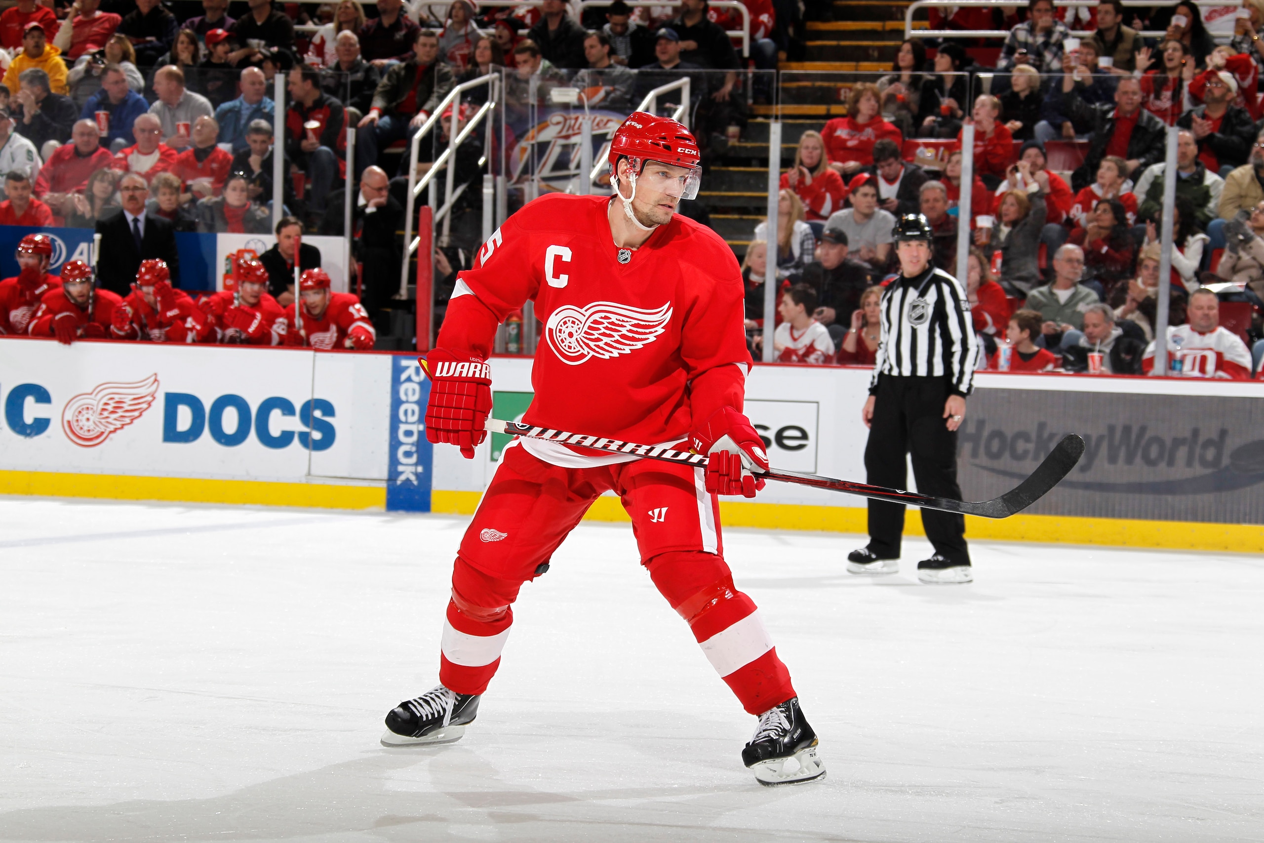 DETROIT, MI - FEBRUARY 13:  Nicklas Lidstrom #5 of the Detroit Red Wings looks on against the Boston Bruins on February 13, 2011 in Detroit, Michigan.  (Photo by Gregory Shamus/Getty Images)