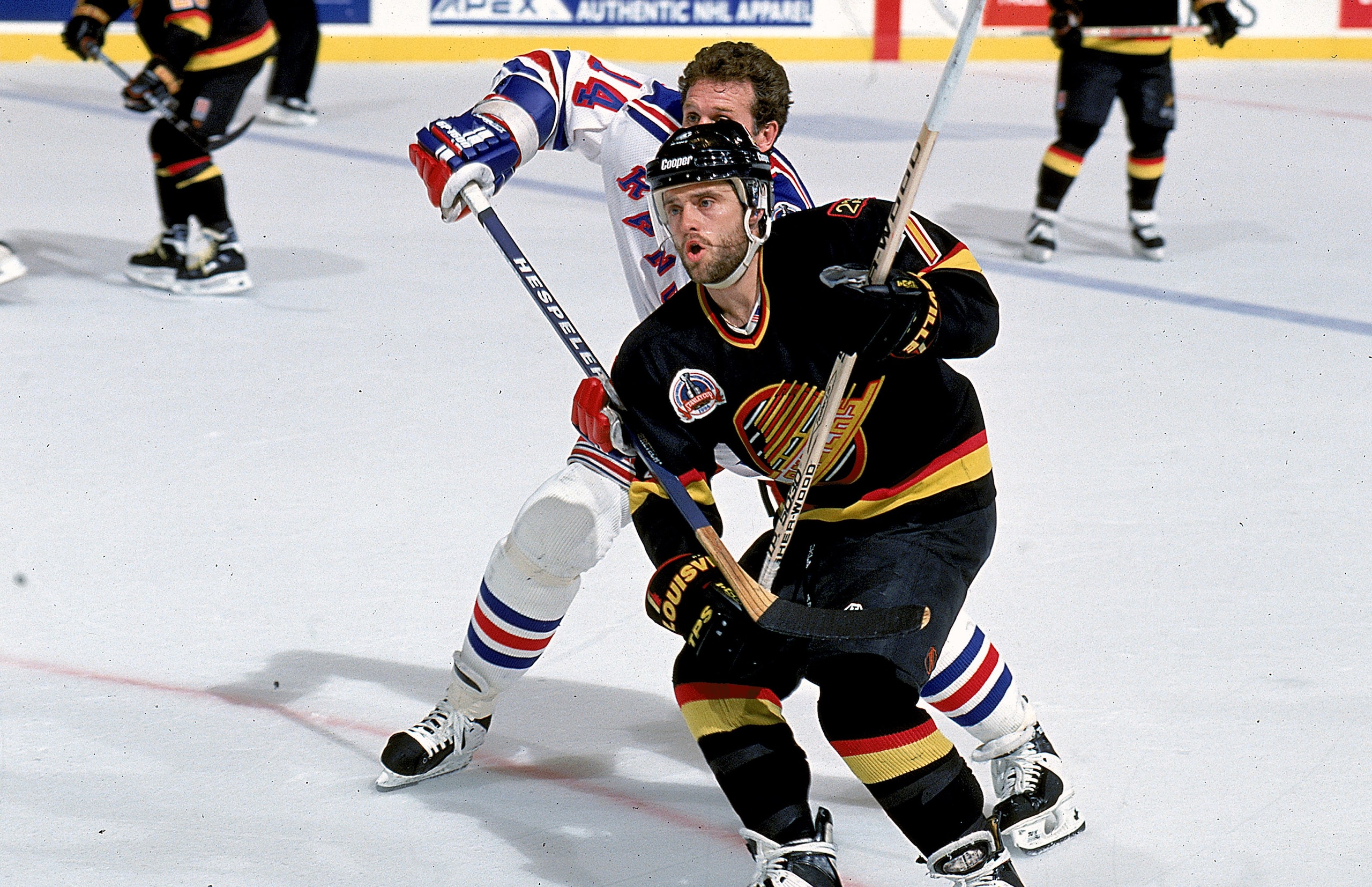 21 May 1999: Cliff Ronning of the Vancouver Canucks skates during the Stanley Cup Finals against the New York Rangers.