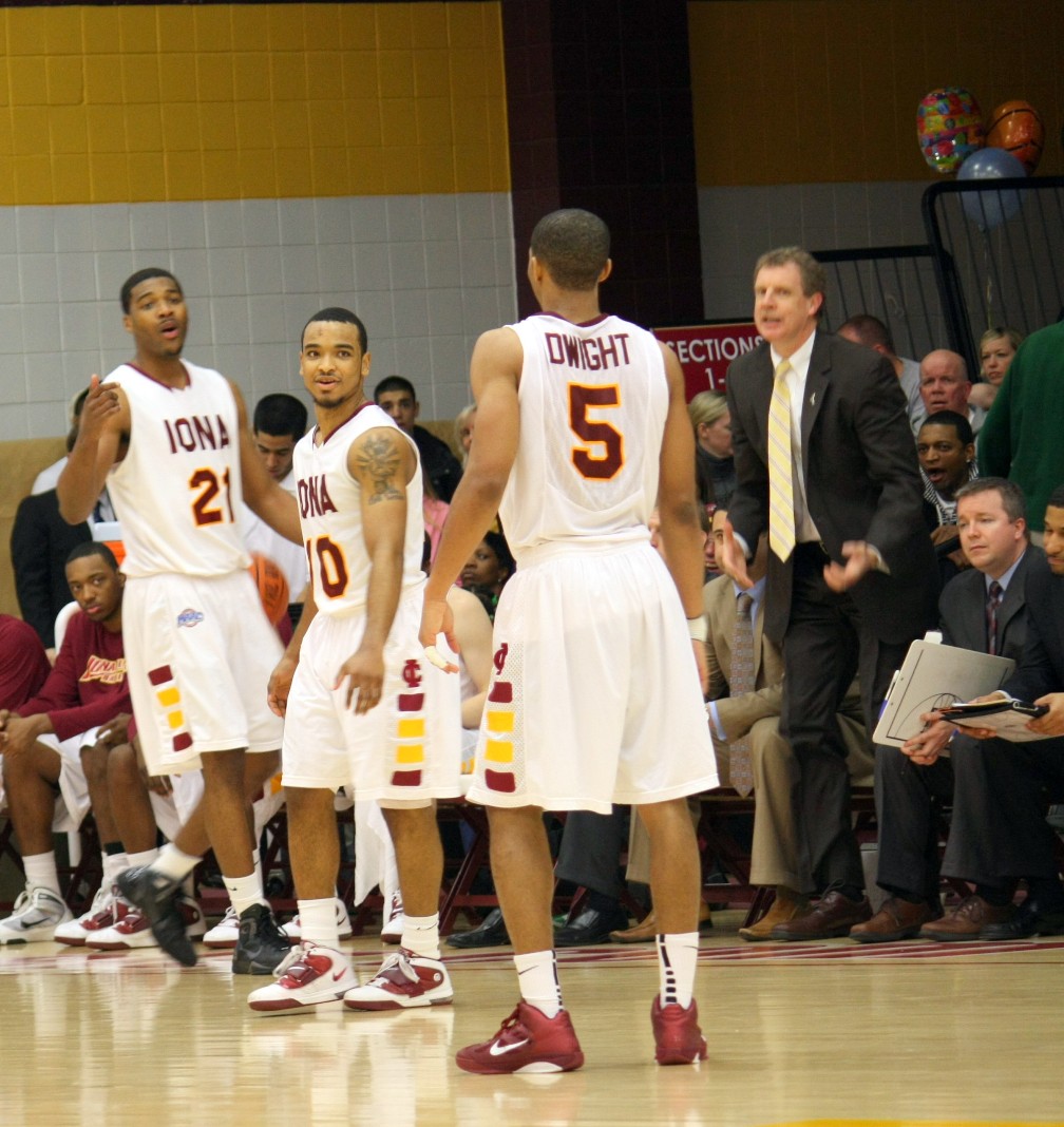 Gaels Take Direction from Coach Cluess
