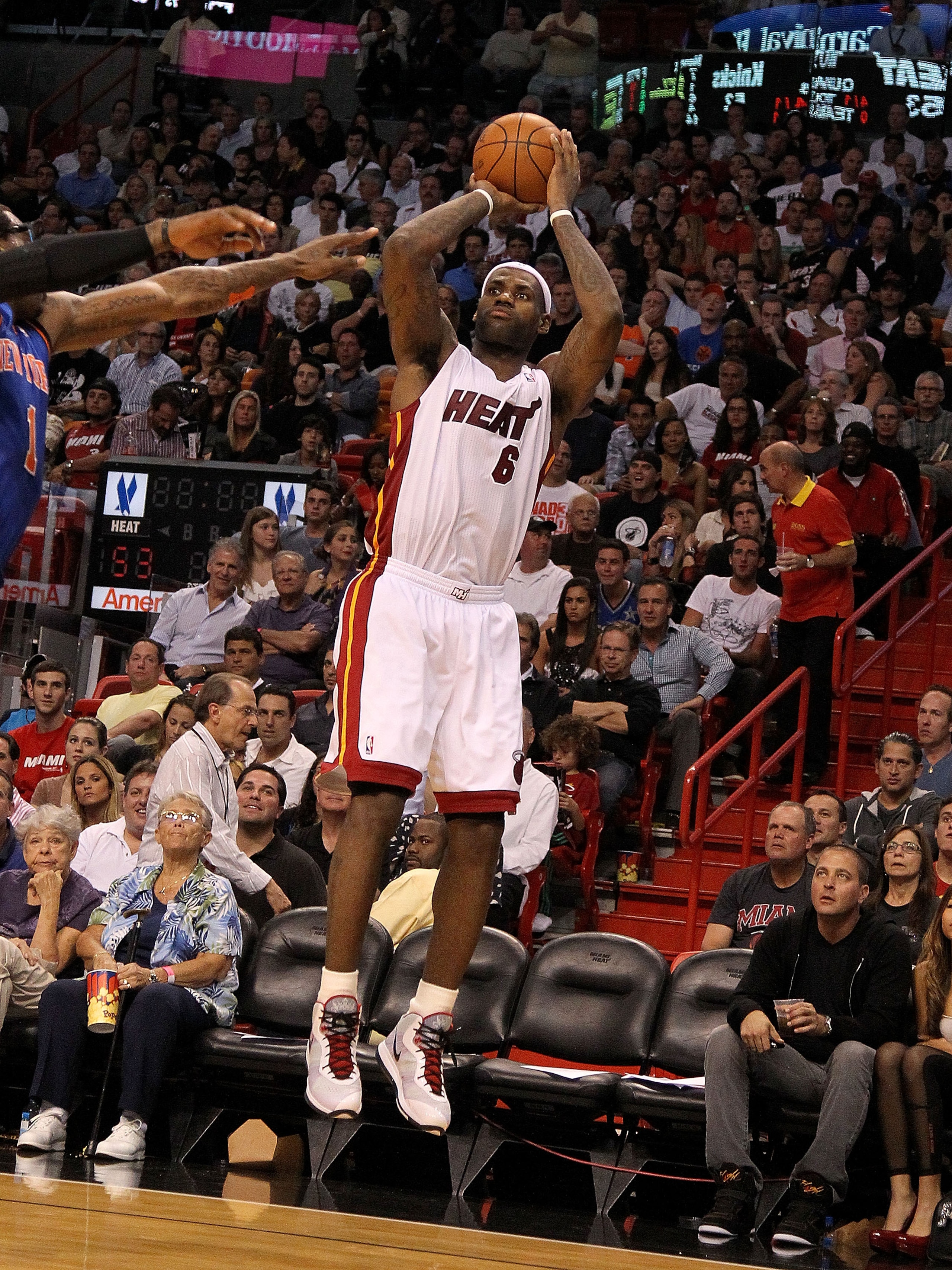 MIAMI, FL - FEBRUARY 27:  LeBron James #6 of the Miami Heat  shoots during a game against the New York Knicks at American Airlines Arena on February 27, 2011 in Miami, Florida. NOTE TO USER: User expressly acknowledges and agrees that, by downloading and/