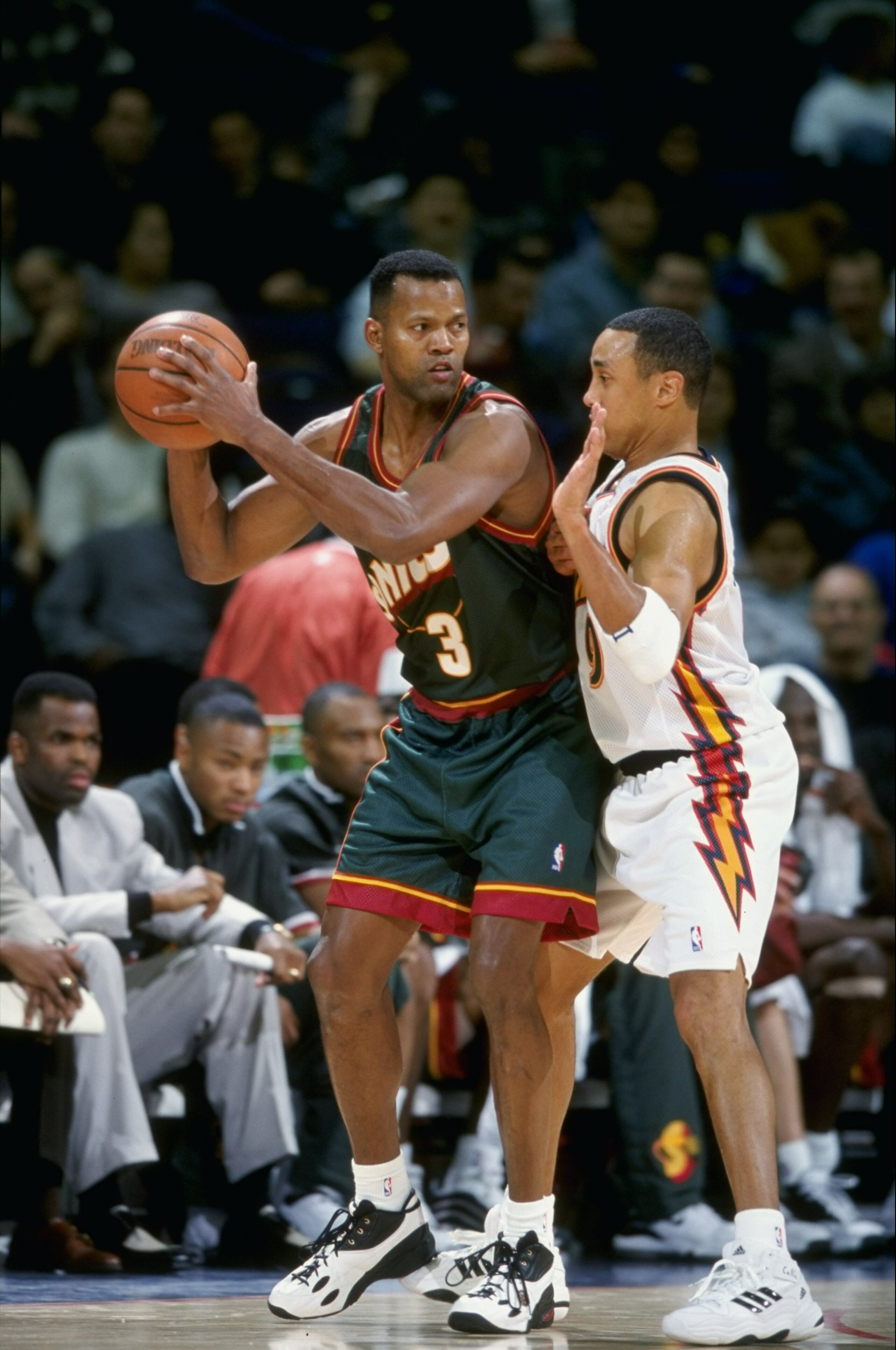 10 Feb 1999: Dale Ellis #3 of the Seattle Supersonics looks to shoot during the game against the Golden State Warriors at the Oakland Coliseum Arena in Oakland, California. The Sonics defeated the Warriors 89-82.  Mandatory Credit: Vincent Laforet  /Allsp