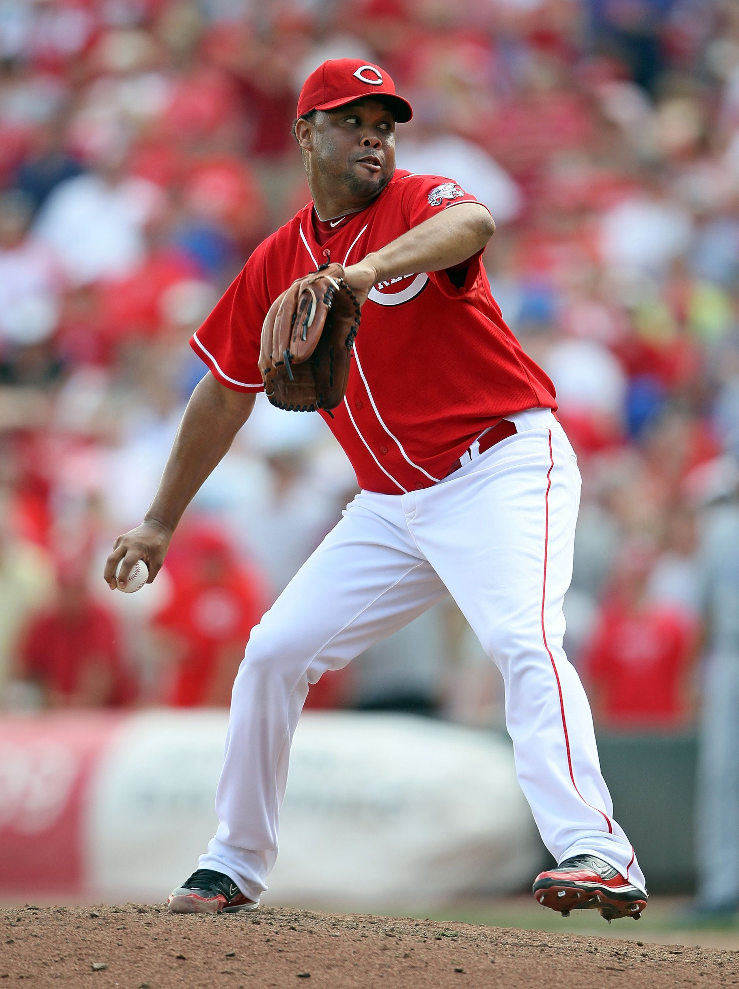 CINCINNATI - AUGUST 29:  Francisco Cordero #48  of the Cincinnati Reds throws a pitch during the 7-5 win over the Chicago Cubs at Great American Ball Park on August 29, 2010 in Cincinnati, Ohio.  (Photo by Andy Lyons/Getty Images)