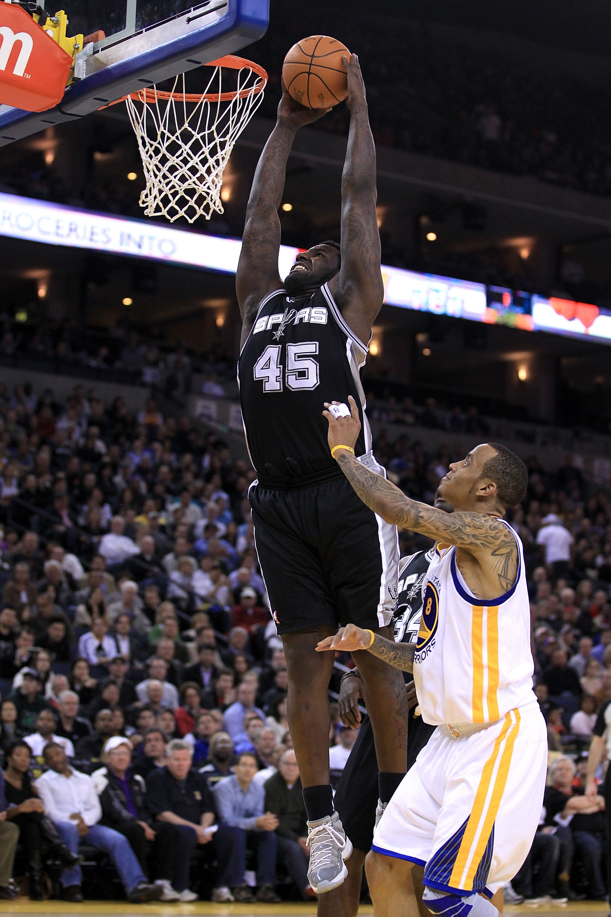 OAKLAND, CA - JANUARY 24: DeJuan Blair #45 of the San Antonio Spurs in action against the Golden State Warriors at Oracle Arena on January 24, 2011 in Oakland, California. NOTE TO USER: User expressly acknowledges and agrees that, by downloading and or OAKLAND, CA - JANUARY 24: DeJuan Blair #45 of the San Antonio Spurs in action against the Golden State Warriors at Oracle Arena on January 24, 2011 in Oakland, California. NOTE TO USER: User expressly acknowledges and agrees that, by downloading and or