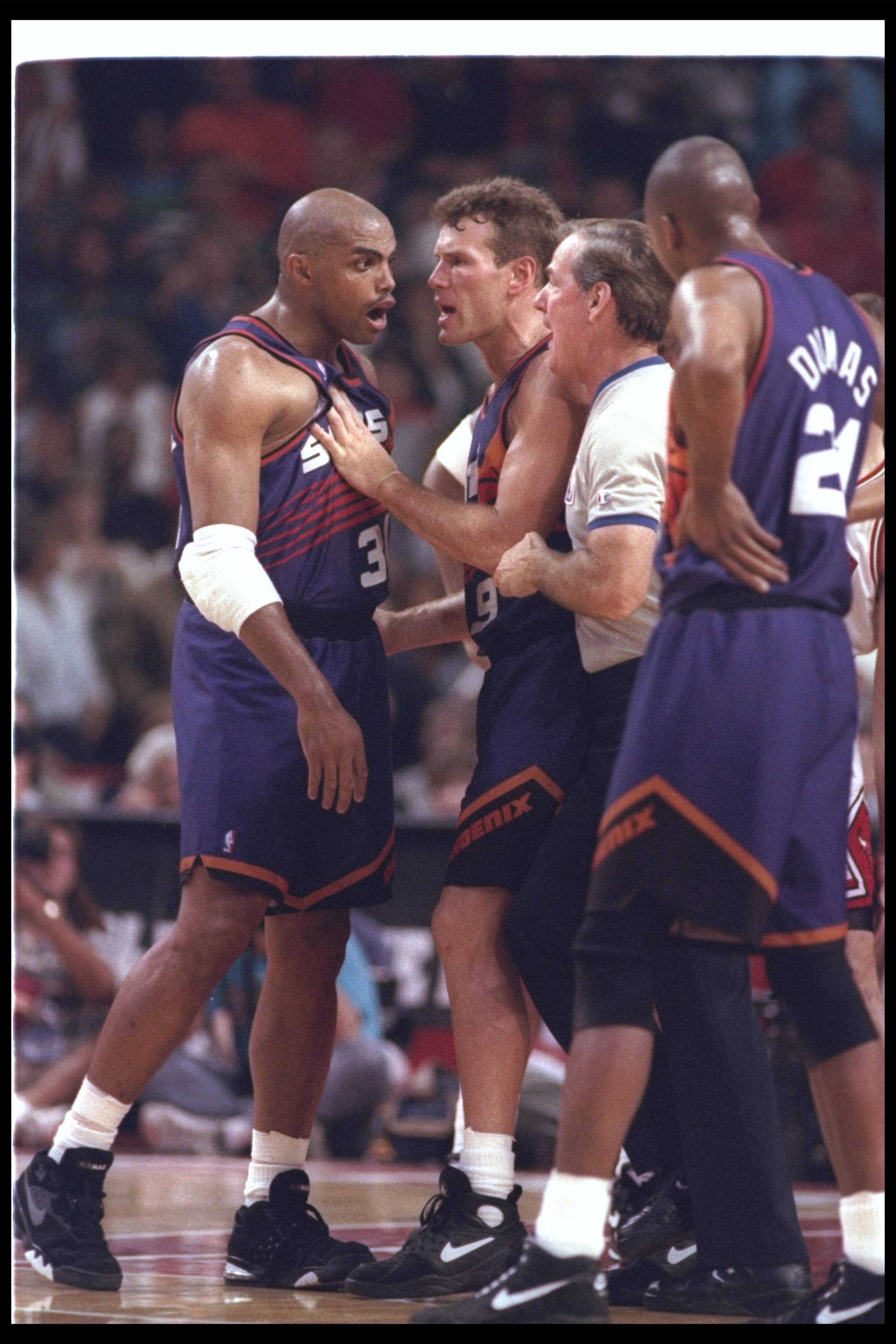 18 Jun 1993:  Forward Charles Barkley of the Phoenix Suns yells during a game against the Chicago Bulls at the United Center in Chicago, Illinois.  The Suns won the game, 108-98. Mandatory Credit: Jonathan Daniel  /Allsport Mandatory Credit: Jonathan Dani