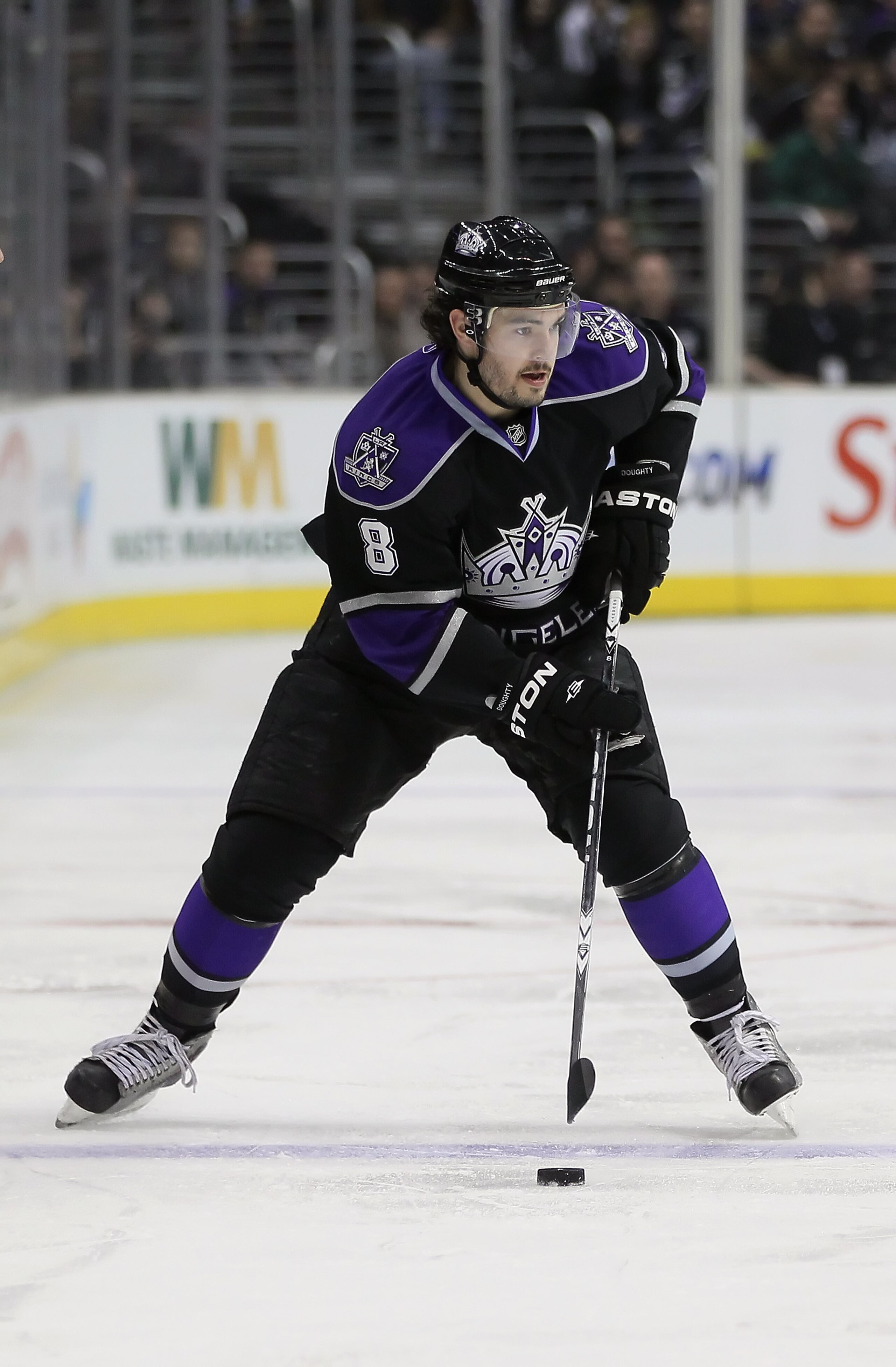 LOS ANGELES, CA - FEBRUARY 26:  Drew Doughty #8 of the Los Angeles Kings skates against the Colorado Avalanche at Staples Center on February 26, 2011 in Los Angeles, California.  (Photo by Jeff Gross/Getty Images)