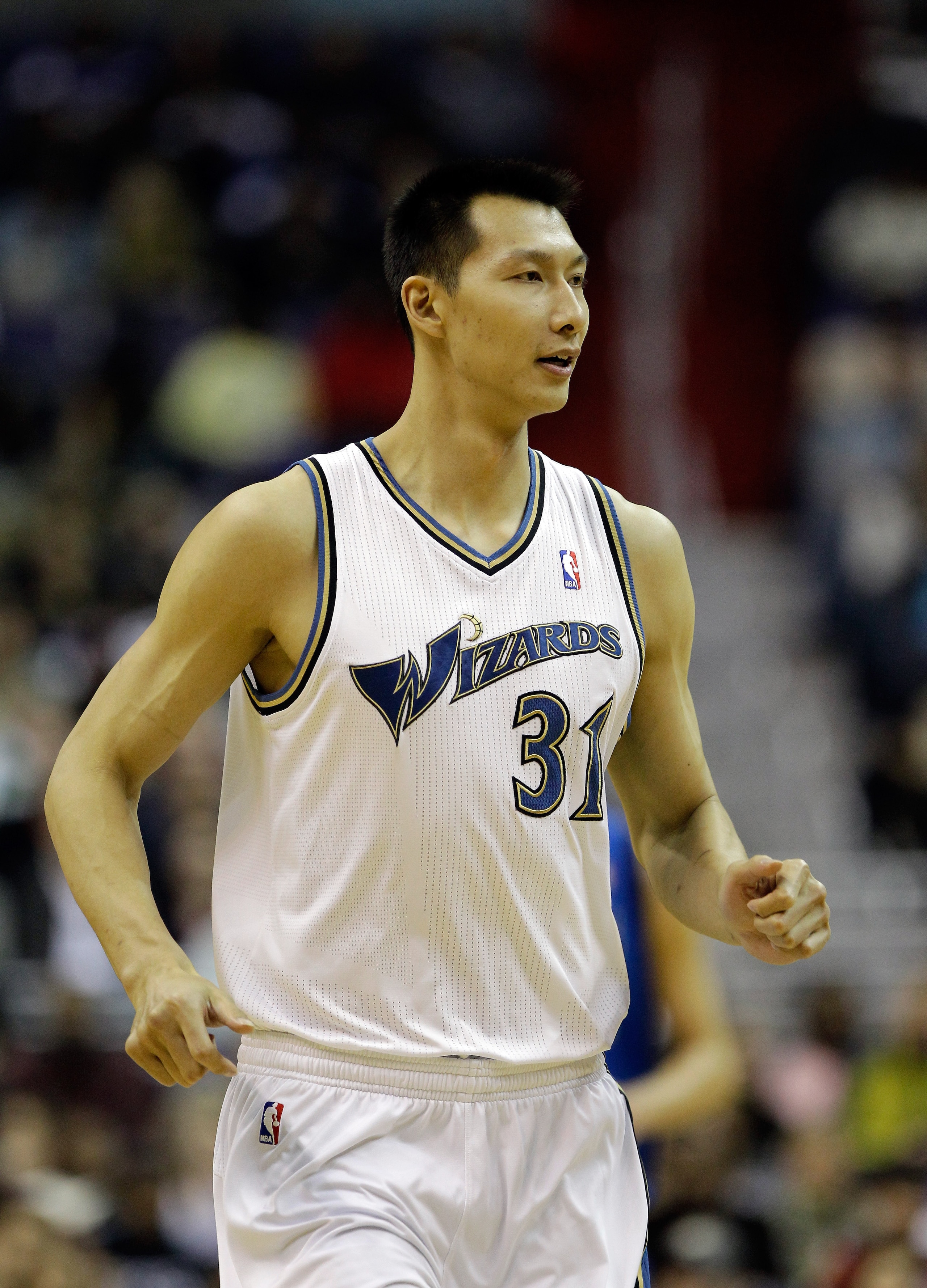 WASHINGTON, DC - FEBRUARY 26: Yi Jianlian #31 of the Washington Wizards against the Dallas Mavericks at the Verizon Center on February 26, 2011 in Washington, DC. NOTE TO USER: User expressly acknowledges and agrees that, by downloading and or using this