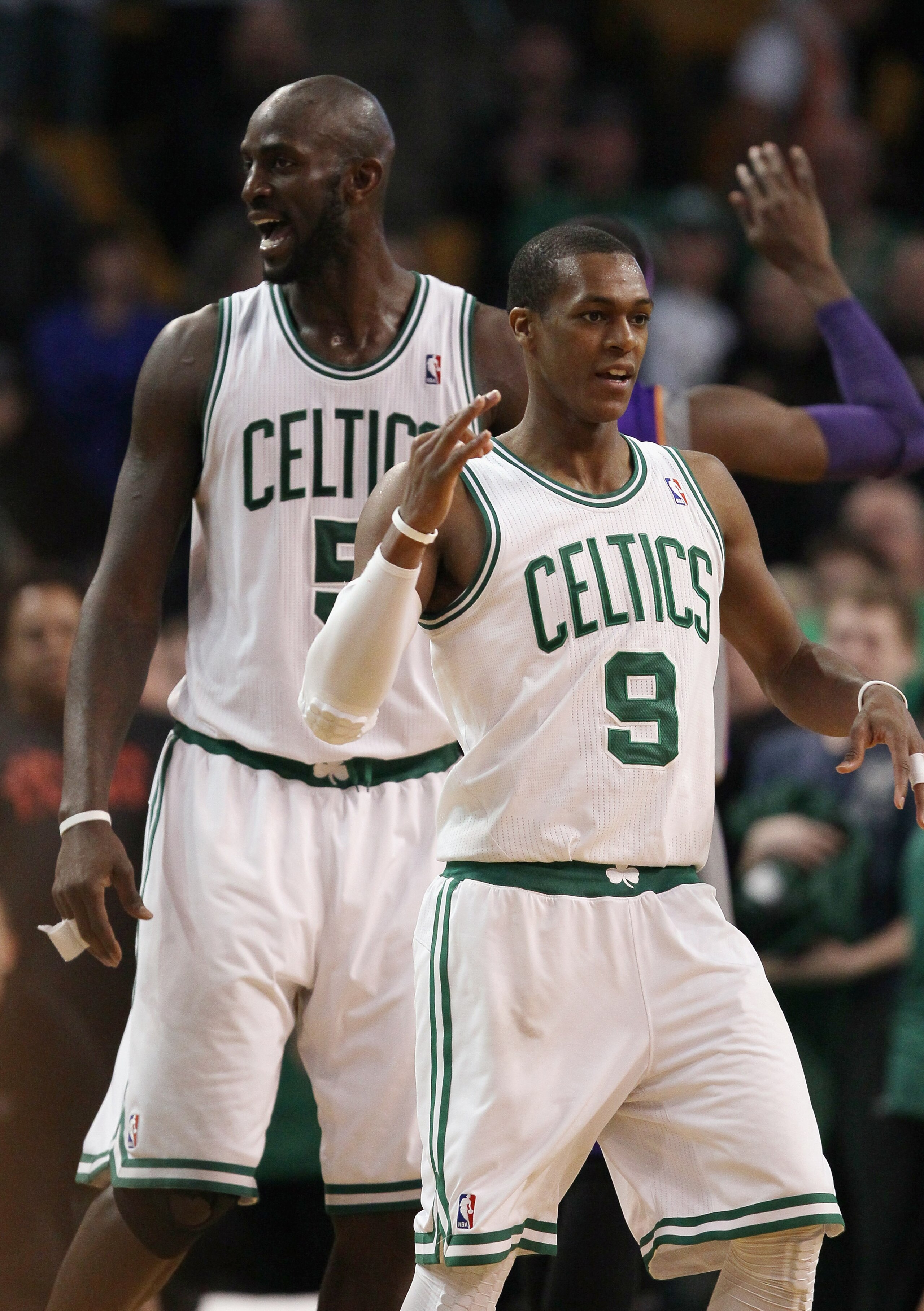 BOSTON, MA - MARCH 02: Kevin Garnett and Rajon Rondo #9 of the Boston Celtics signal that Rondo has three shots after drew the foul in the final seconds of the game against the Phoenix Suns on March 2, 2011 at the TD Garden in Boston, Massachusetts. The BOSTON, MA - MARCH 02: Kevin Garnett and Rajon Rondo #9 of the Boston Celtics signal that Rondo has three shots after drew the foul in the final seconds of the game against the Phoenix Suns on March 2, 2011 at the TD Garden in Boston, Massachusetts. The