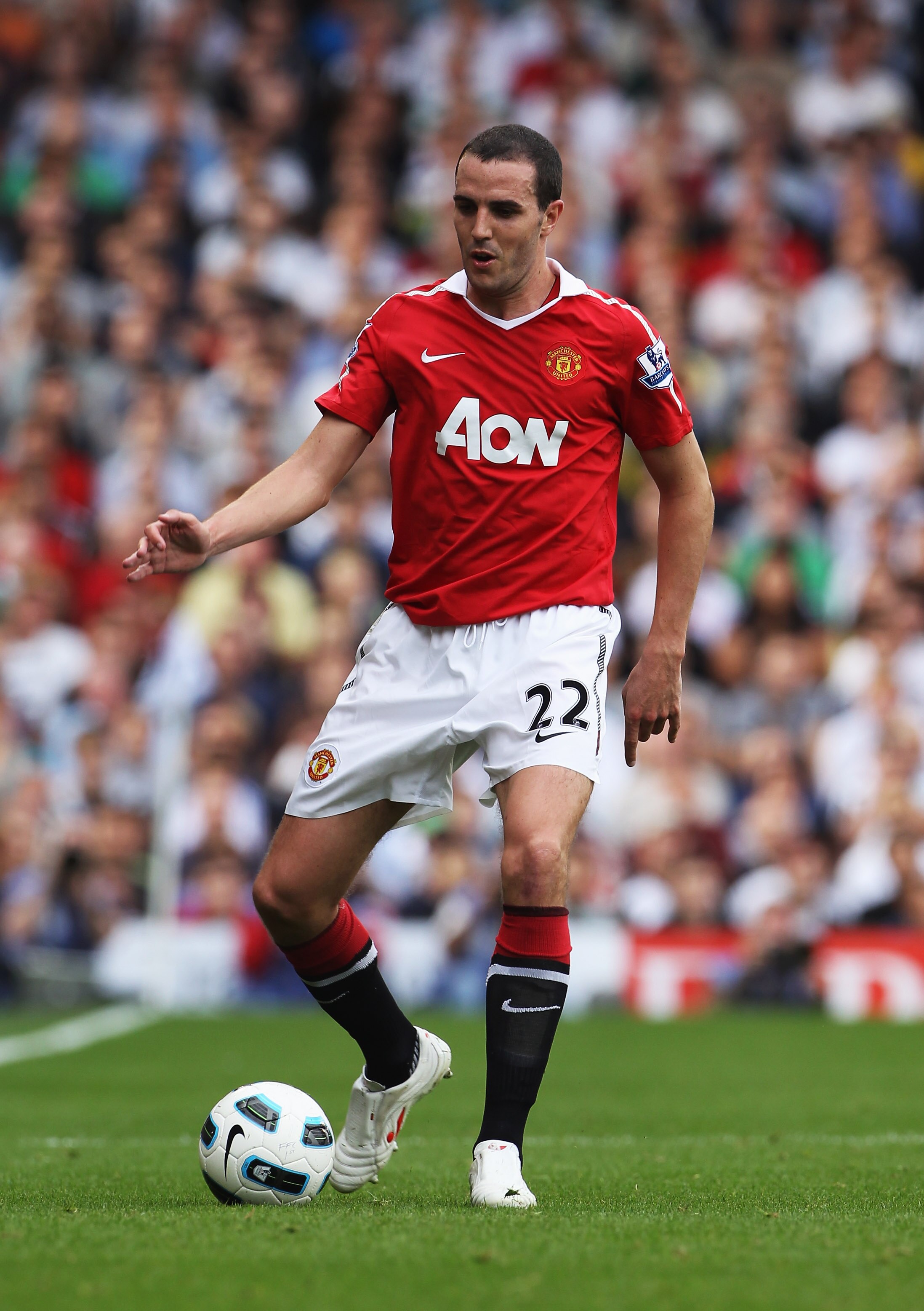 LONDON, ENGLAND - AUGUST 22:  John O'Shea of Manchester United in action during the Barclays Premier League match between Fulham and Manchester United at Craven Cottage on August 22, 2010 in London, England.  (Photo by Phil Cole/Getty Images)