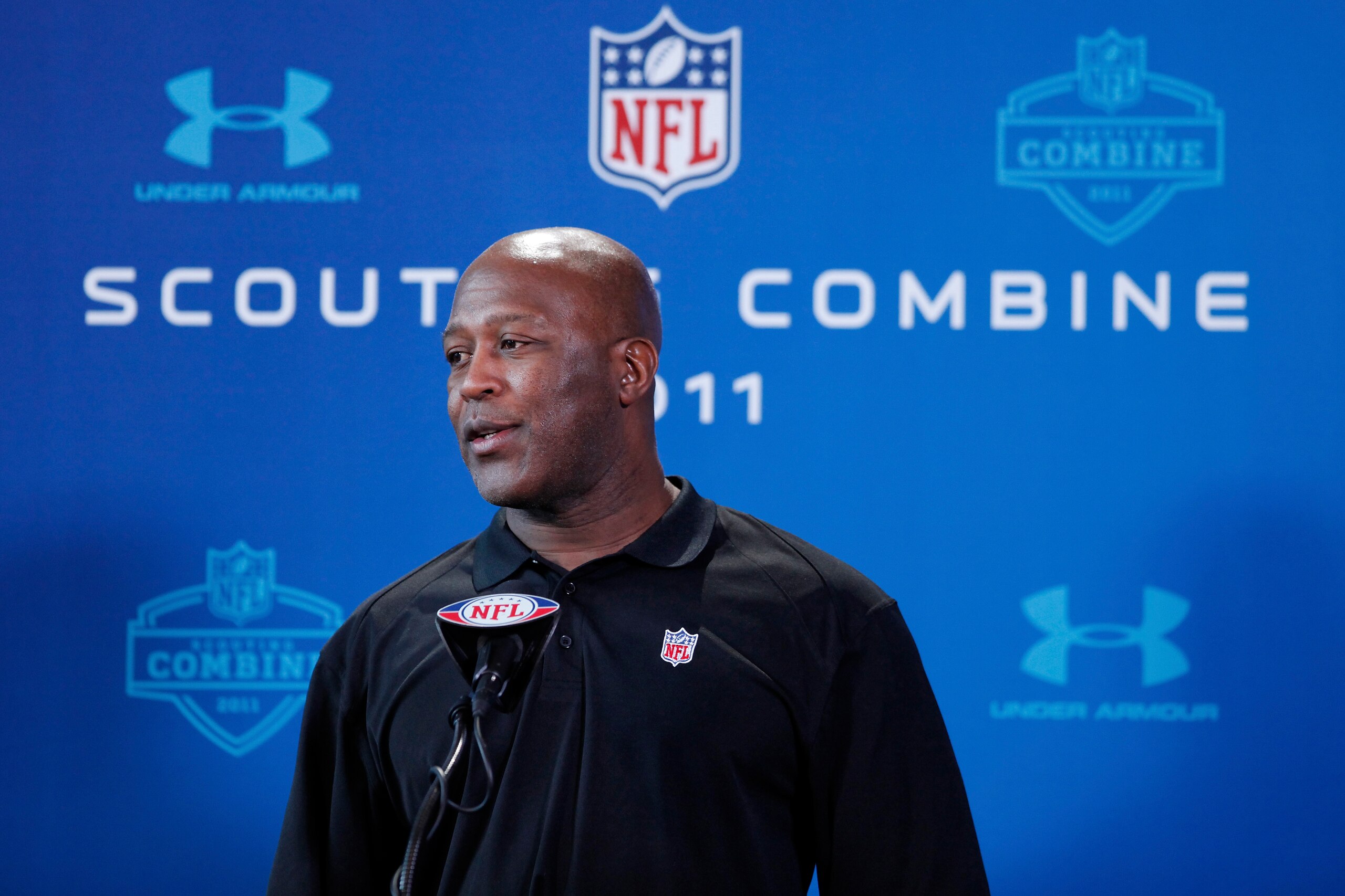 INDIANAPOLIS, IN - FEBRUARY 25: Chicago Bears head coach Lovie Smith answers questions during a media session at the 2011 NFL Scouting Combine at Lucas Oil Stadium on February 25, 2011 in Indianapolis, Indiana. (Photo by Joe Robbins/Getty Images) INDIANAPOLIS, IN - FEBRUARY 25: Chicago Bears head coach Lovie Smith answers questions during a media session at the 2011 NFL Scouting Combine at Lucas Oil Stadium on February 25, 2011 in Indianapolis, Indiana. (Photo by Joe Robbins/Getty Images)