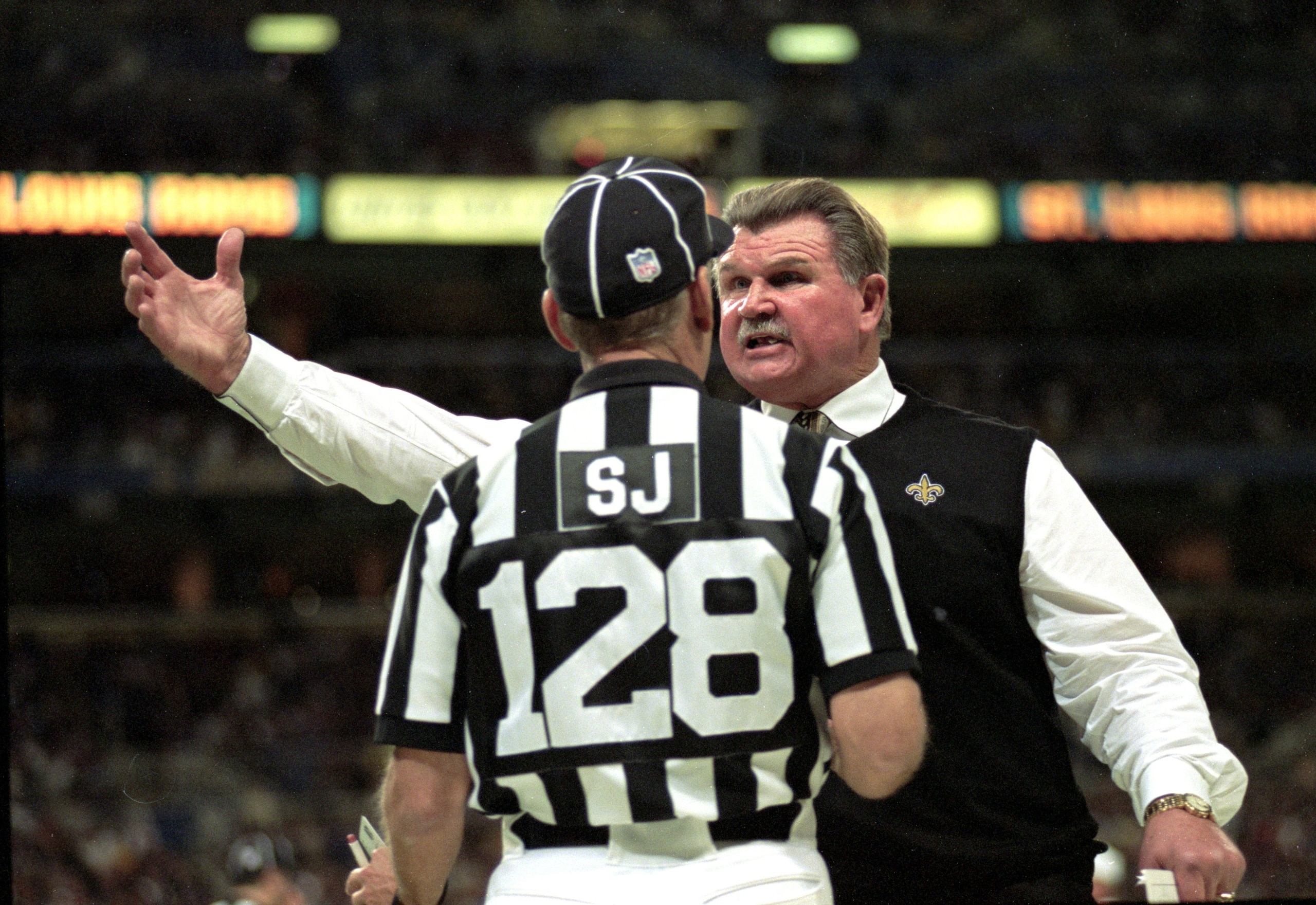 28 Nov 1999: Head coach Mike Ditka of the New Orleans Saints yells at side judge #128 Larry Rose during a game against the St. Louis Rams at the Trans World Dome in St. Louis, Missouri. The Rams defeated the Saints 43-12. Mandatory Credit: Elsa Hasch /A 28 Nov 1999: Head coach Mike Ditka of the New Orleans Saints yells at side judge #128 Larry Rose during a game against the St. Louis Rams at the Trans World Dome in St. Louis, Missouri. The Rams defeated the Saints 43-12. Mandatory Credit: Elsa Hasch /A