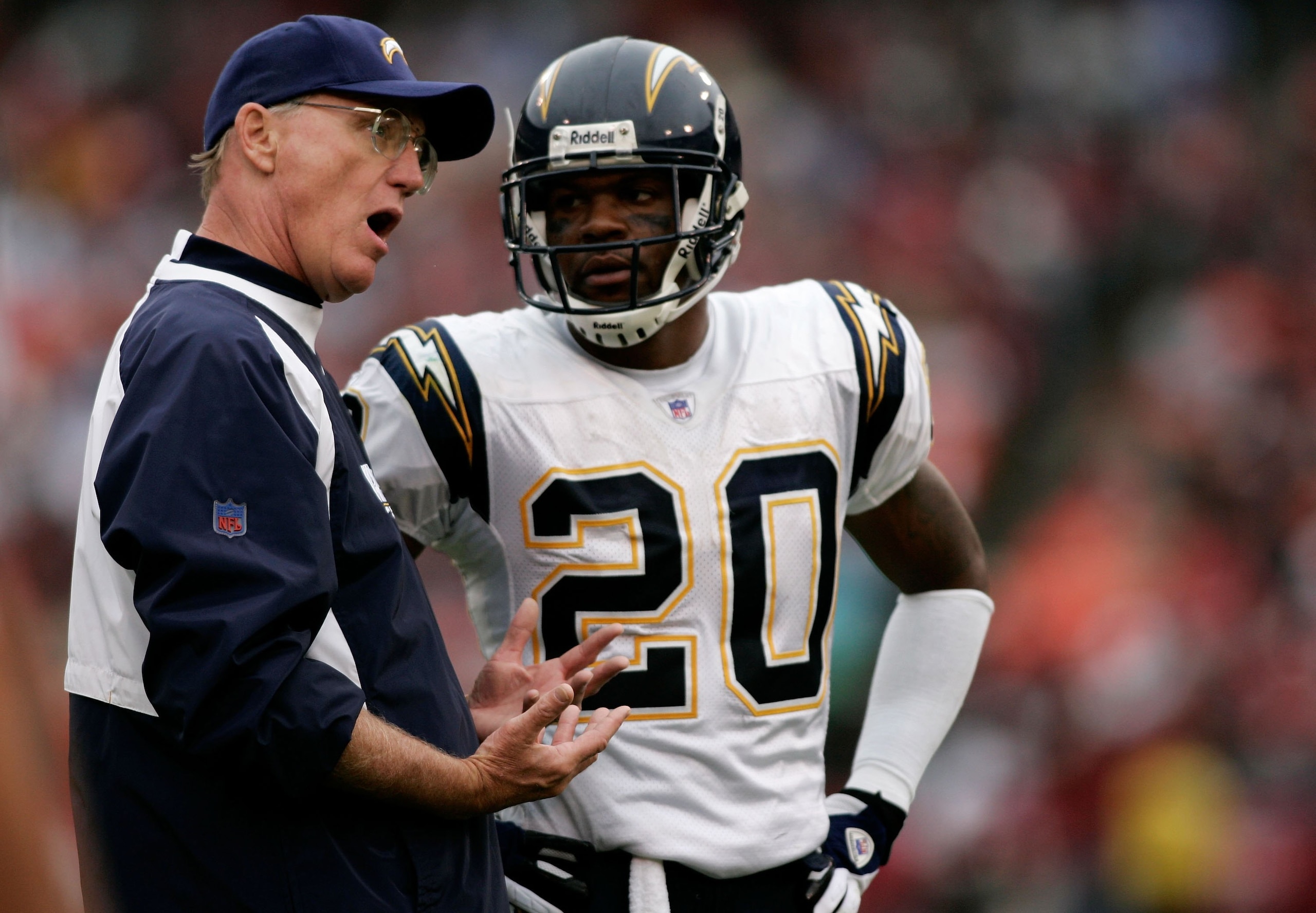 SAN FRANCISCO, CA - OCTOBER 15: Head Coach Marty Schottenheimer of the San Diego Chargers plans a strategy against the San Francisco 49ers with his safety Marlon McCree #20 at Monster Park October 15, 2006 in San Francisco, California. (Photo by Jonatha SAN FRANCISCO, CA - OCTOBER 15: Head Coach Marty Schottenheimer of the San Diego Chargers plans a strategy against the San Francisco 49ers with his safety Marlon McCree #20 at Monster Park October 15, 2006 in San Francisco, California. (Photo by Jonatha