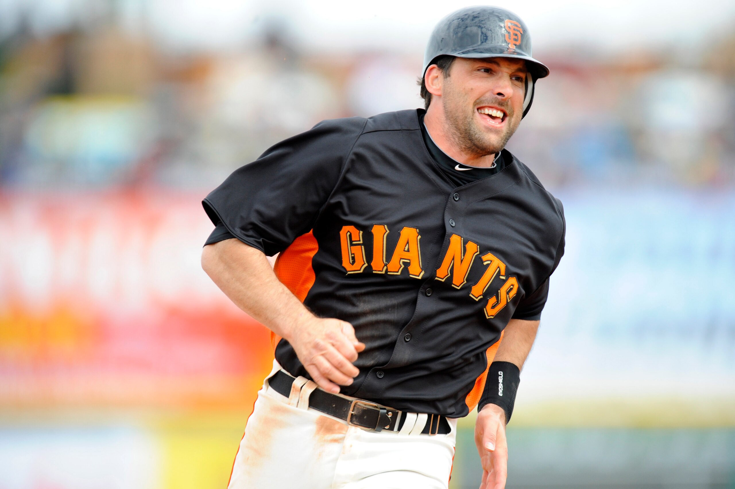 SCOTTSDALE, AZ - FEBRUARY 26: Mark DeRosa #7 of the San Francisco Giants runs the bases during a spring training game against the Los Angeles Dodgers at Scottsdale Stadium on February 26, 2011 in Scottsdale, Arizona. (Photo by Rob Tringali/Getty Images)
