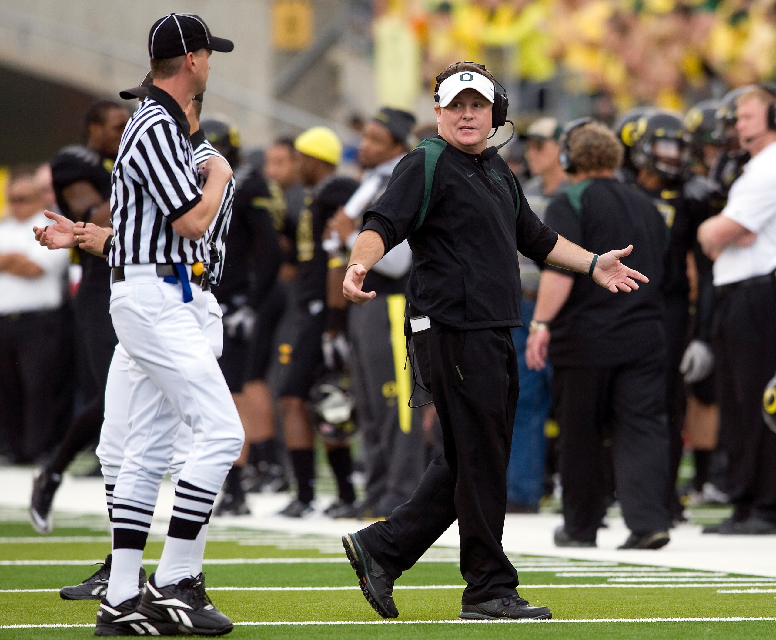 EUGENE, OR - NOVEMBER 6: Head coach Chip Kelly of the Oregon Ducks yells at the officials in the third quarter of the game against the Washington Huskies at Autzen Stadium on November 6, 2010 in Eugene, Oregon. The Ducks won the game 53-16. (Photo by Stev
