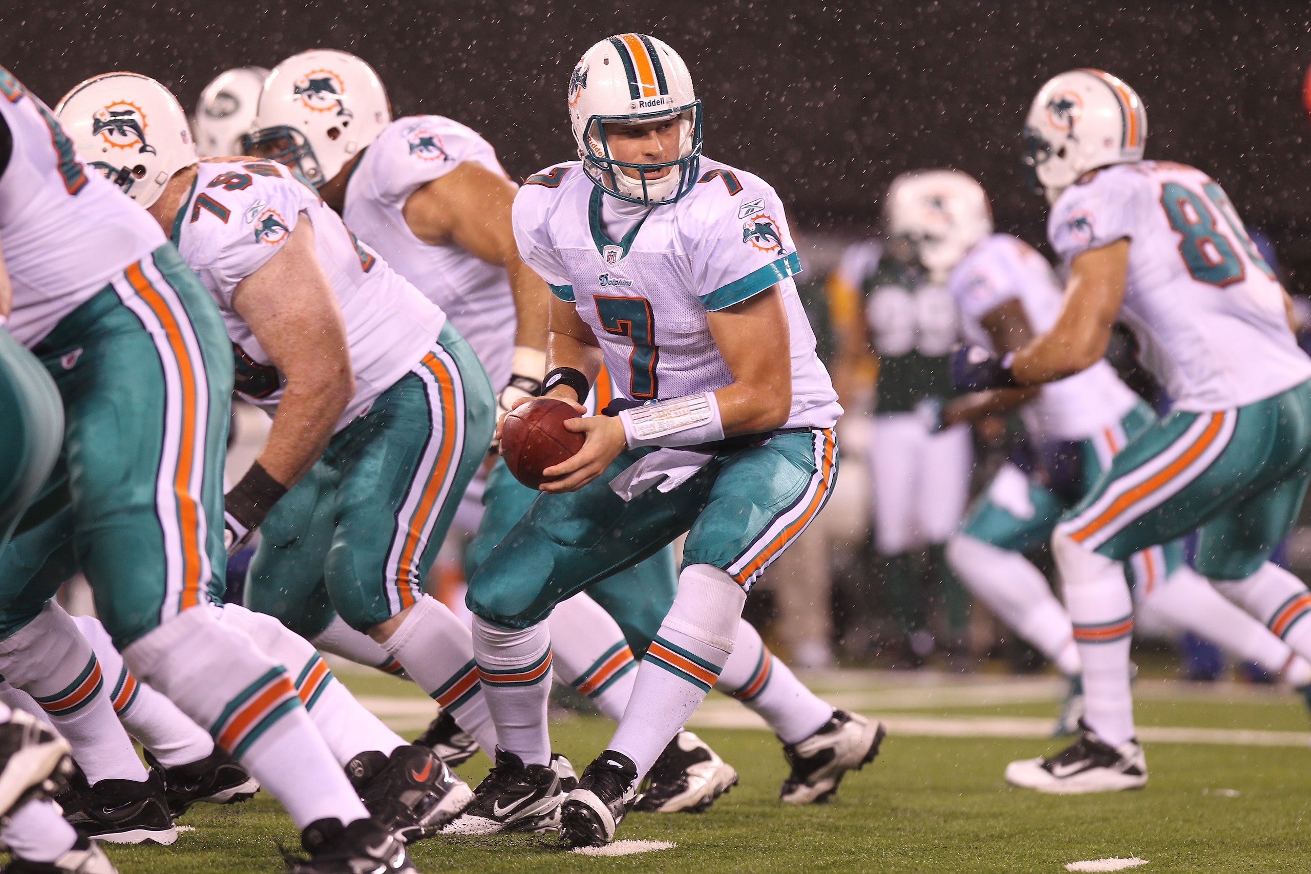 EAST RUTHERFORD, NJ - DECEMBER 12:  Chad Henne #7 of the Miami Dolphins against the New York Jets at New Meadowlands Stadium on December 12, 2010 in East Rutherford, New Jersey.  (Photo by Nick Laham/Getty Images)