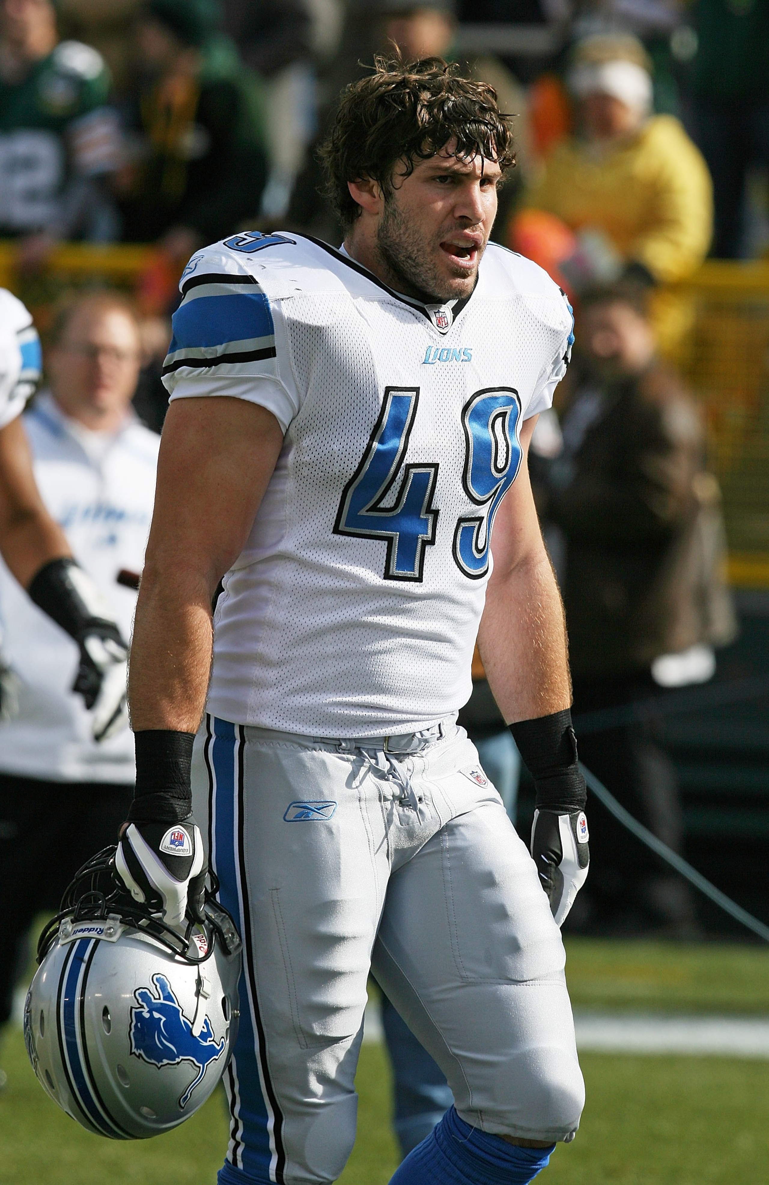 GREEN BAY, WI - OCTOBER 18: Zack Follett #49 of the Detroit Lions participates in warm-ups before a game against the Green Bay Packers at Lambeau Field on October 18, 2009 in Green Bay, Wisconsin. The Packers defeated the Lions 26-0. (Photo by Jonathan Da GREEN BAY, WI - OCTOBER 18: Zack Follett #49 of the Detroit Lions participates in warm-ups before a game against the Green Bay Packers at Lambeau Field on October 18, 2009 in Green Bay, Wisconsin. The Packers defeated the Lions 26-0. (Photo by Jonathan Da
