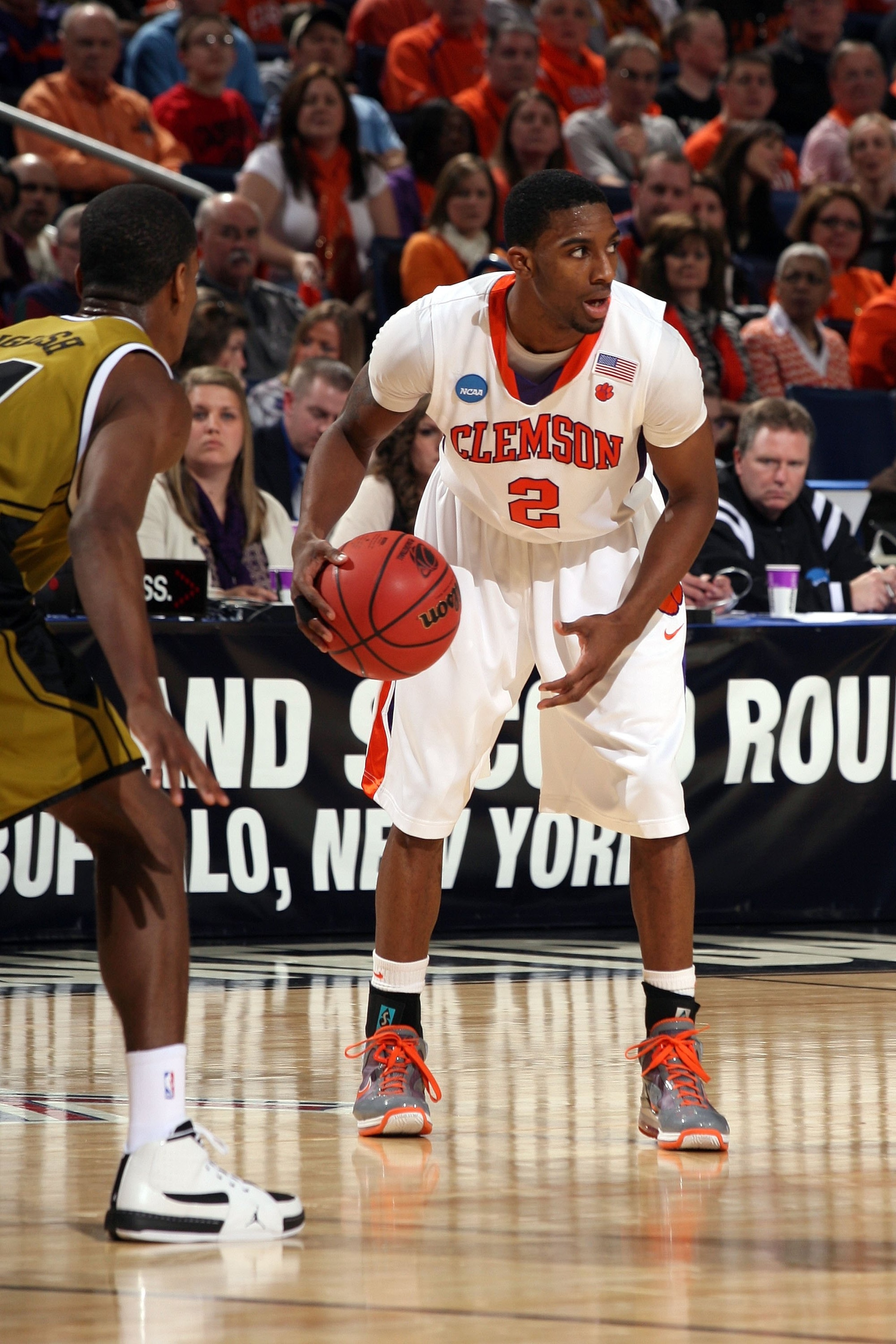 BUFFALO, NY - MARCH 19:  Demontez Stitt #2 of the Clemson Tigers handles the ball against the Missouri Tigers during the first round of the 2010 NCAA men's basketball tournament at HSBC Arena on March 19, 2010 in Buffalo, New York.  (Photo by Rick Stewart