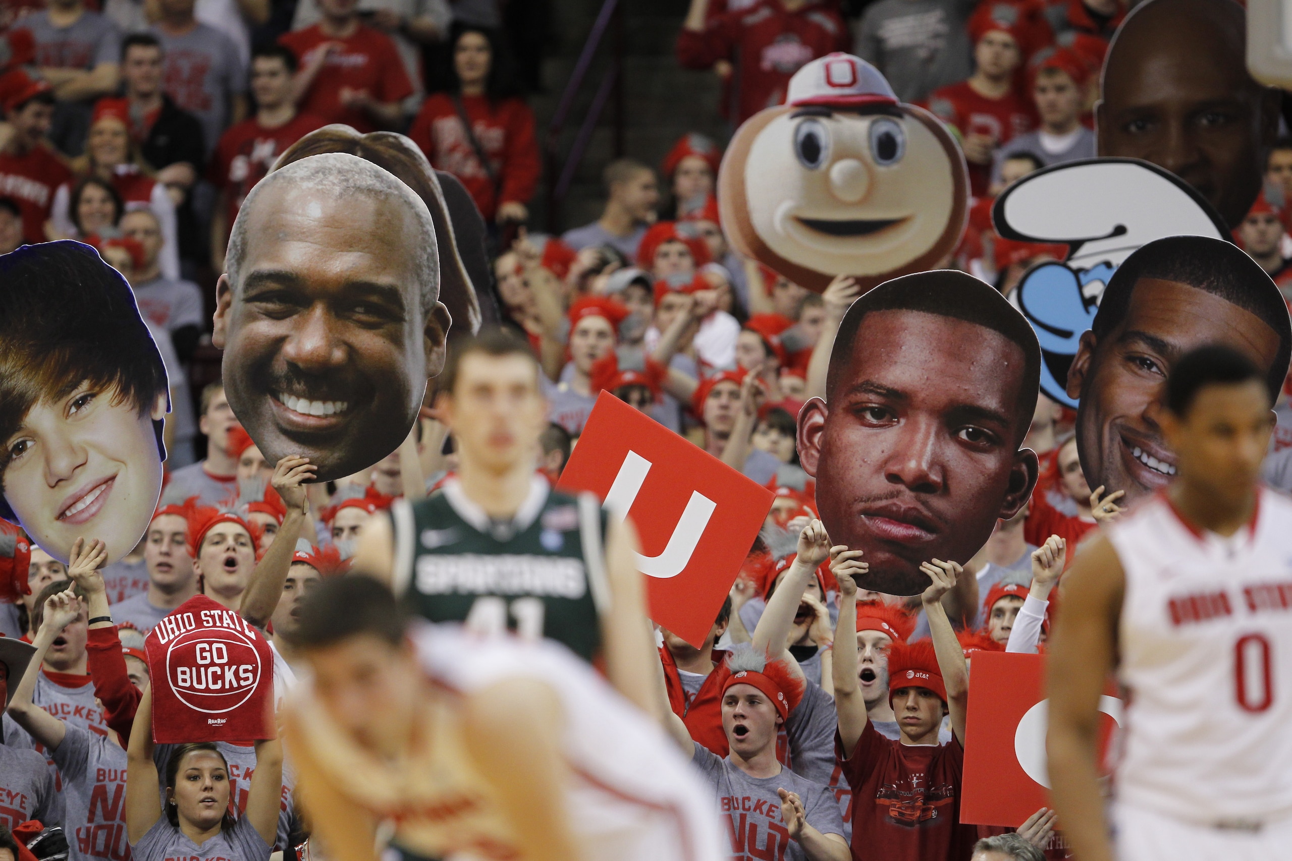 COLUMBUS, OH - FEBRUARY 15: Fans react while the Ohio State Buckeyes play the Michigan State Spartans on February 15, 2011 at Value City Arena in Columbus, Ohio.  (Photo by Gregory Shamus/Getty Images)