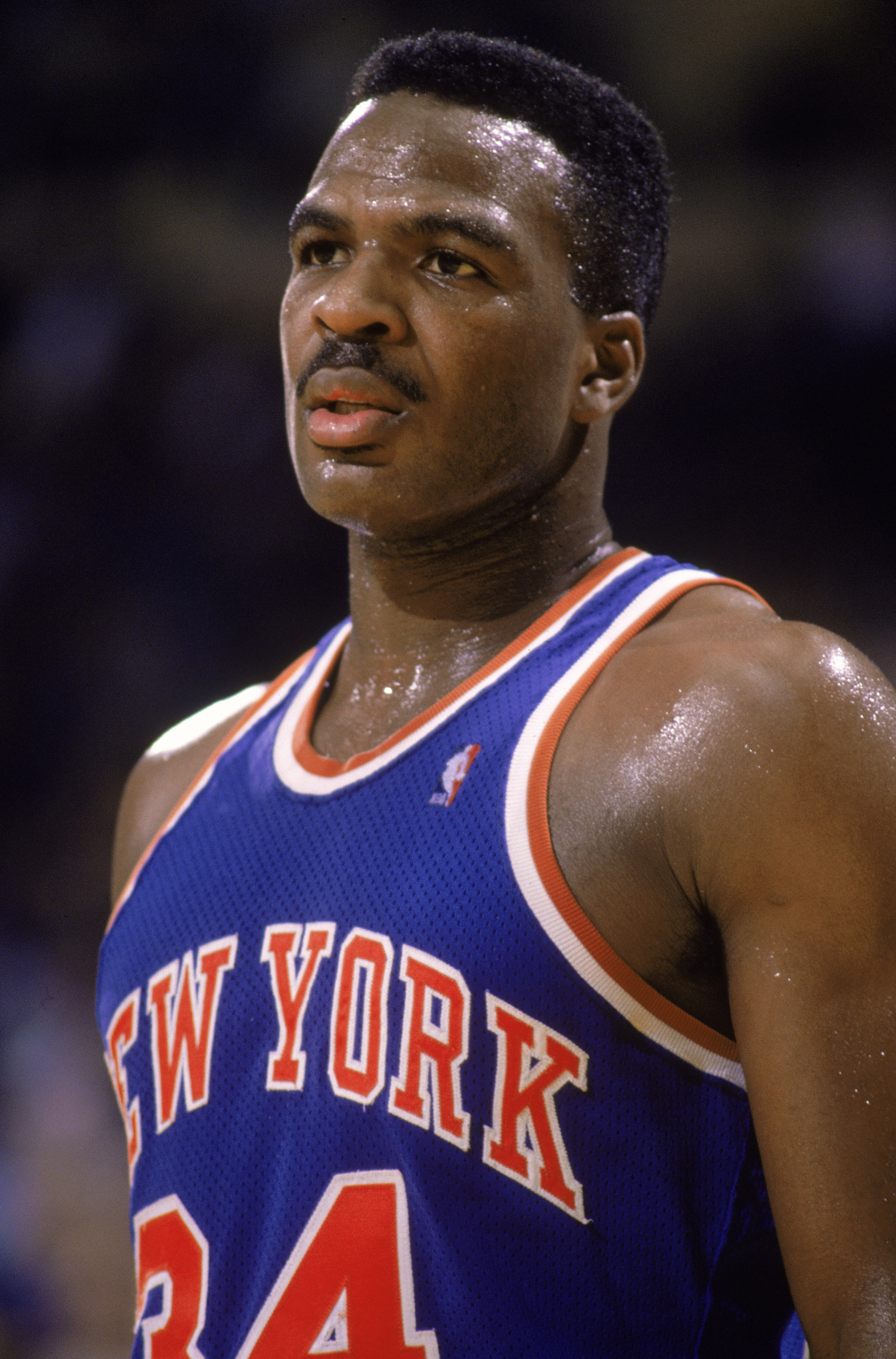 NEW YORK - 1989: Charles Oakley #34 of the New York Knicks stands on the court during an NBA game at Madison Square Garden in New York City, New York in 1989. (Photo by: Tim Defrisco/Getty Images) NEW YORK - 1989: Charles Oakley #34 of the New York Knicks stands on the court during an NBA game at Madison Square Garden in New York City, New York in 1989. (Photo by: Tim Defrisco/Getty Images)