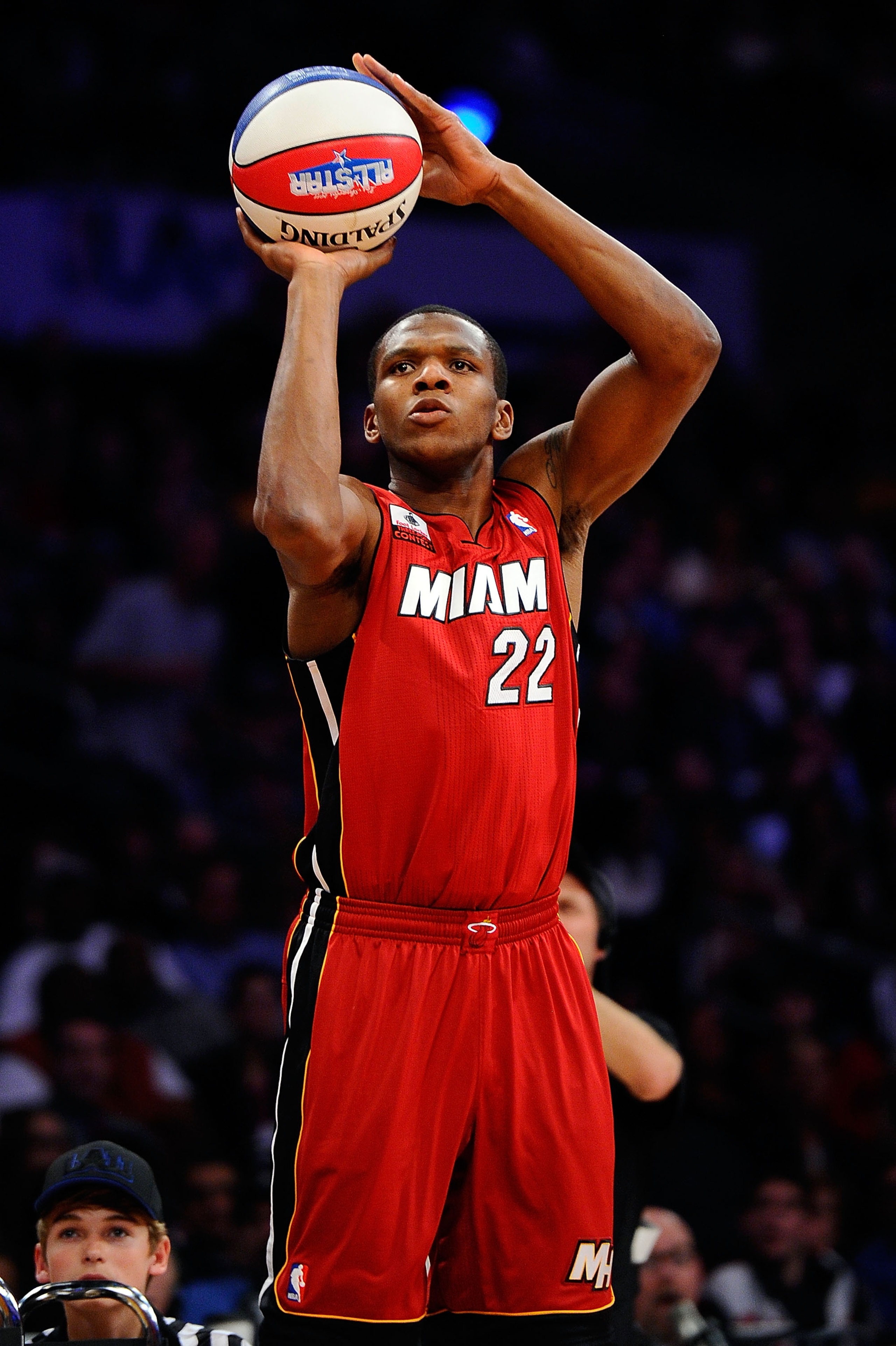 LOS ANGELES, CA - FEBRUARY 19:  James Jones #22 of the Miami Heat competes in the Foot Locker Three-Point Contest apart of NBA All-Star Saturday Night at Staples Center on February 19, 2011 in Los Angeles, California.  (Photo by Kevork Djansezian/Getty Im