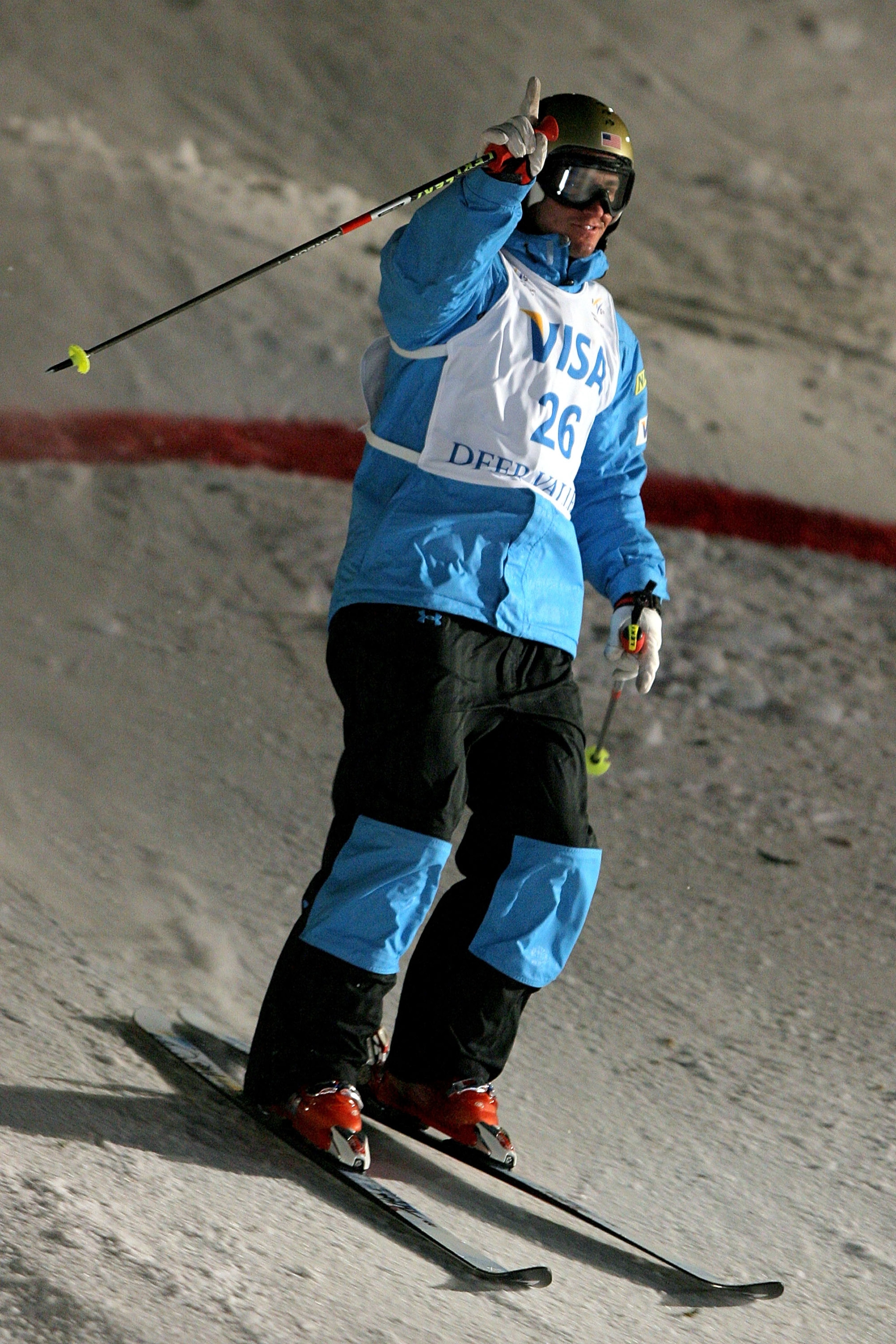 PARK CITY, UT - JANUARY 31:  Jeremy Bloom competes in the Dual Moguls during the Visa Freestyle International, a FIS Freestyle World Cup event, at Deer Valley Resort January 31, 2009 in Park City, Utah.  (Photo by Matthew Stockman/Getty Images)