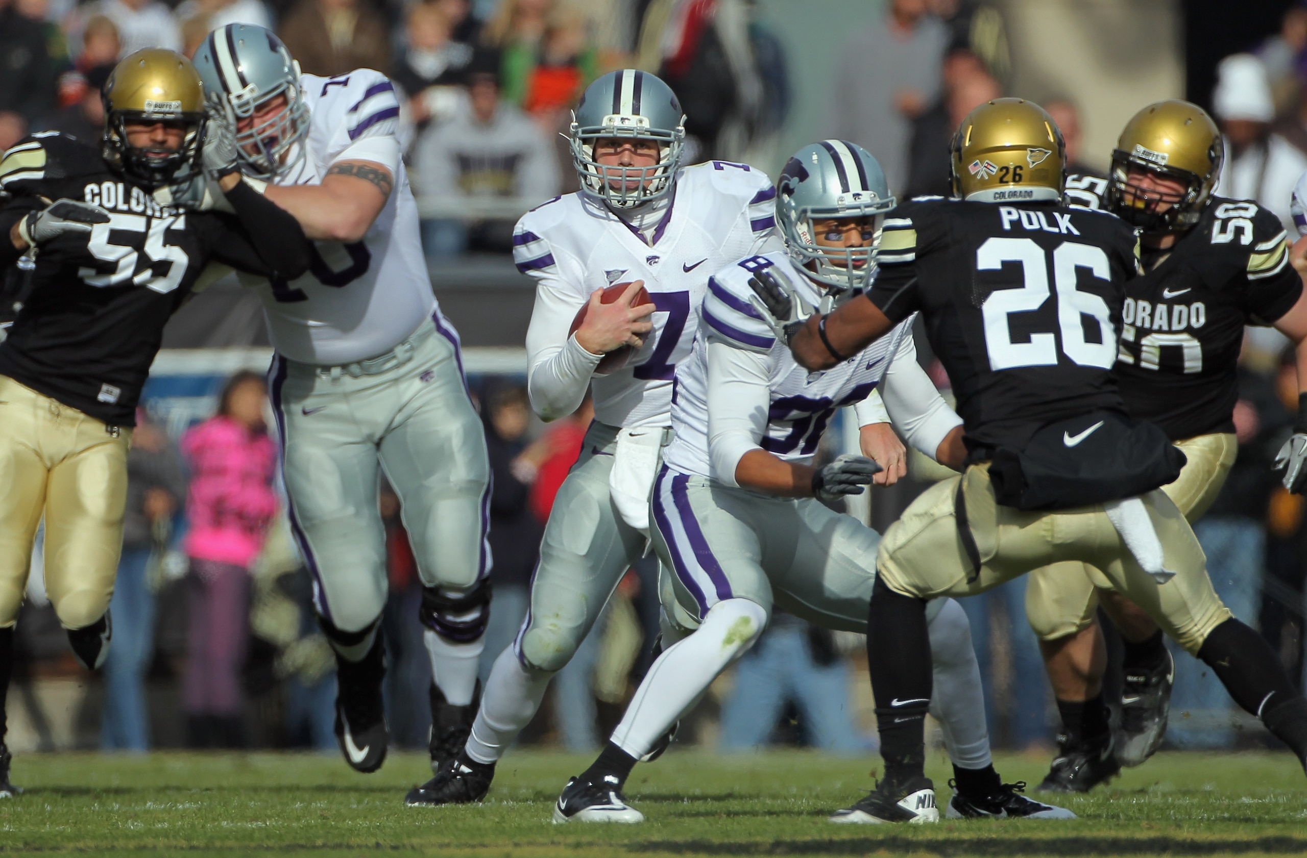BOULDER, CO - NOVEMBER 20:  Quarterback Collin Klein #7 of the Kansas State Wildcats rushes with the ball against the Colorado Buffaloes at Folsom Field on November 20, 2010 in Boulder, Colorado. Colorado defeated Kansas State 44-36.  (Photo by Doug Pensi