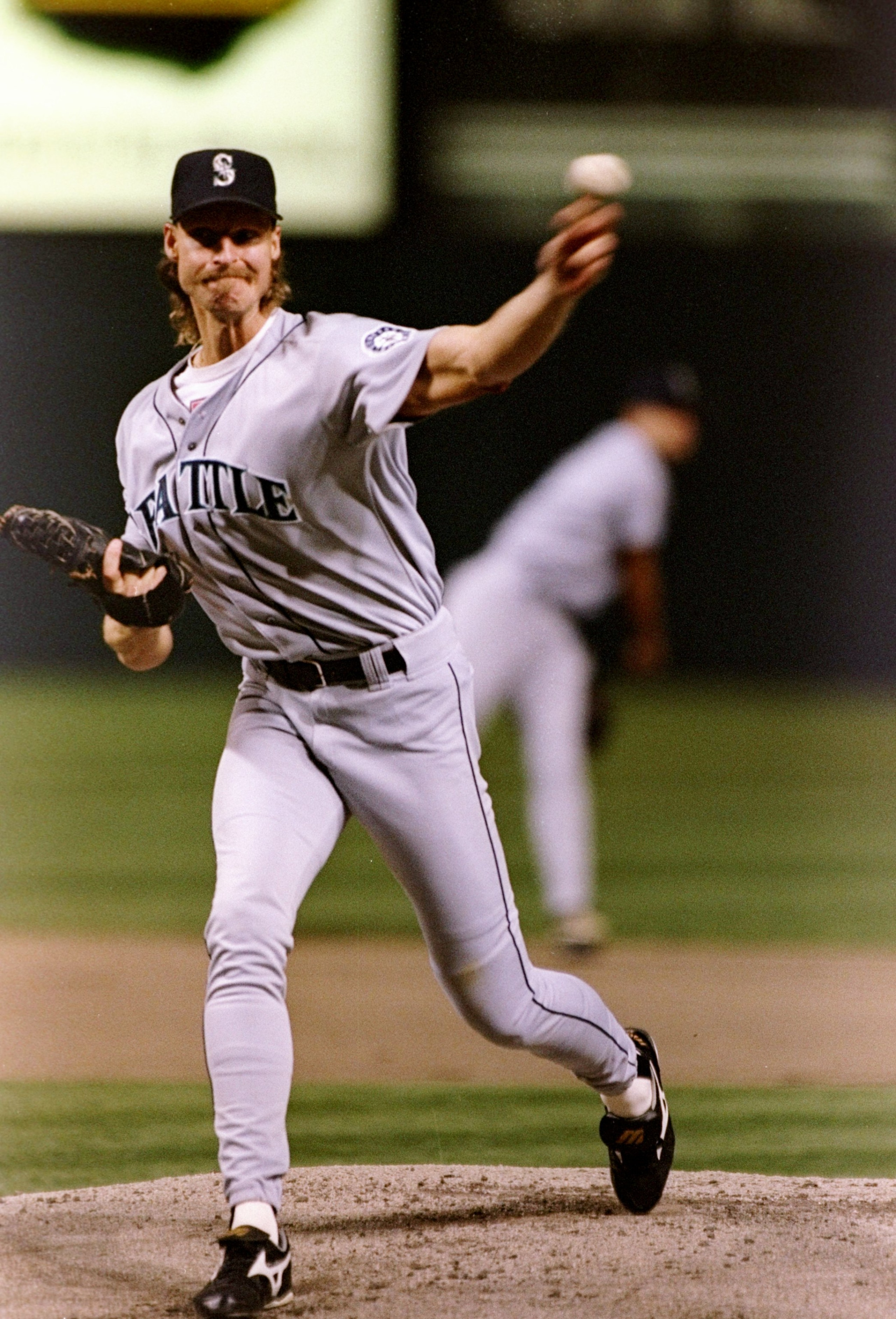13 Oct 1995:  Pitcher Randy Johnson of the Seattle Mariners throws the ball during a game against the Cleveland Indians at Jacobs Field in Cleveland, Ohio.  The Mariners won the game 5-2. Mandatory Credit: Jed Jacobsohn  /Allsport