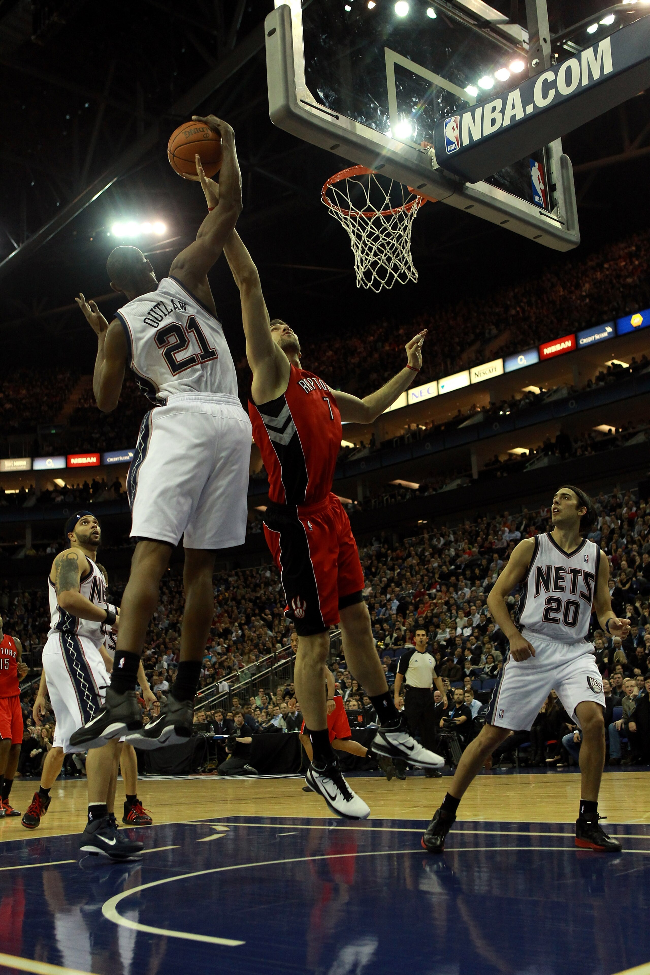 LONDON, ENGLAND - MARCH 04:  Andrea Bargnani #7 of the Raptors shoots during the NBA match between New Jersey Nets and the Toronto Raptors at the O2 Arena on March 4, 2011 in London, England. NOTE TO USER: User expressly acknowledges and agrees that, by d