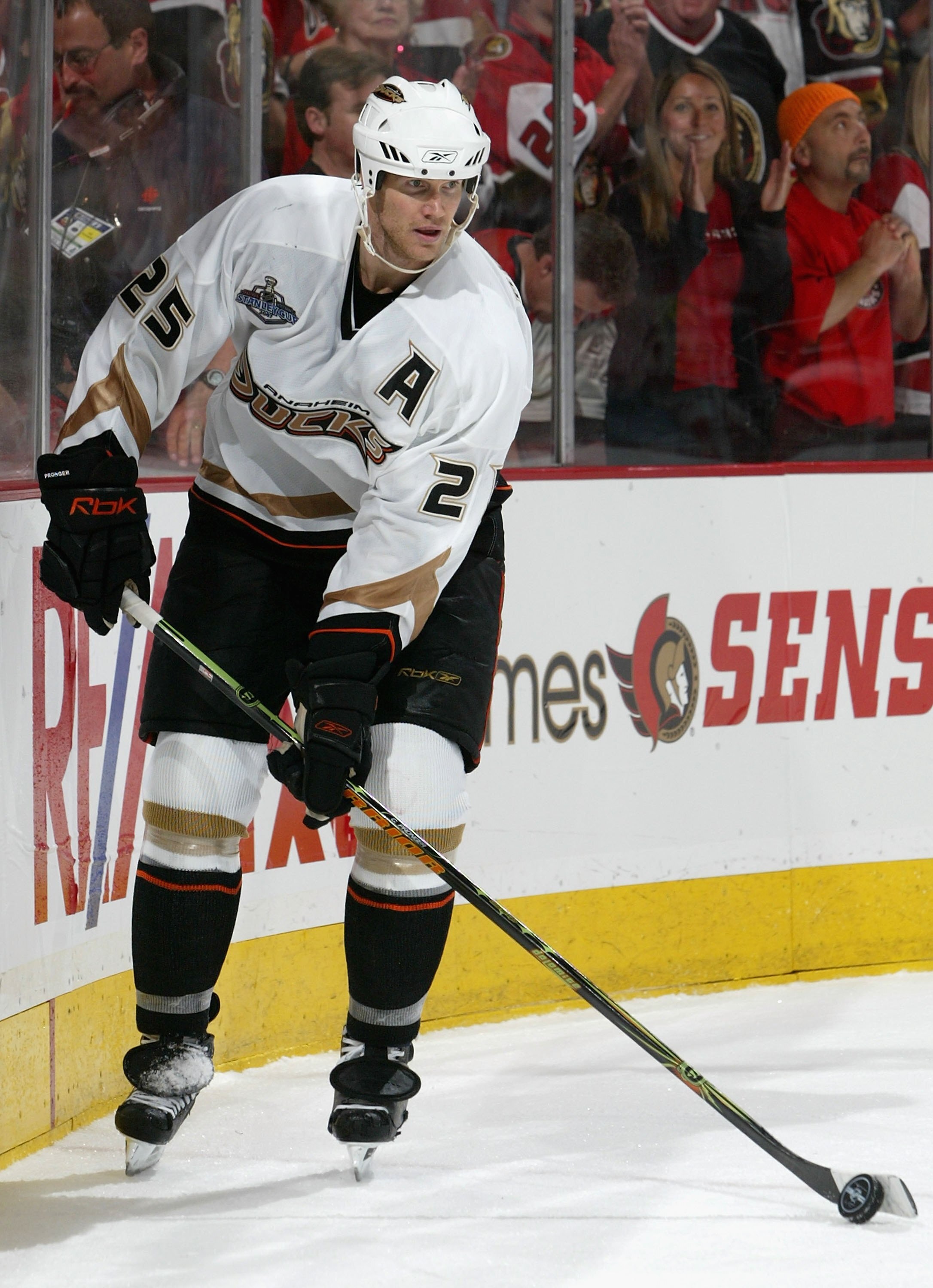 OTTAWA, ON - JUNE 02:  Chris Pronger #25 of the Anaheim Ducks skates with the puck against the Ottawa Senators during Game Three of the 2007 Stanley Cup finals on June 2, 2007 at Scotiabank Place in Ottawa, Canada.  The Senators defeated the Ducks 5-3.  (