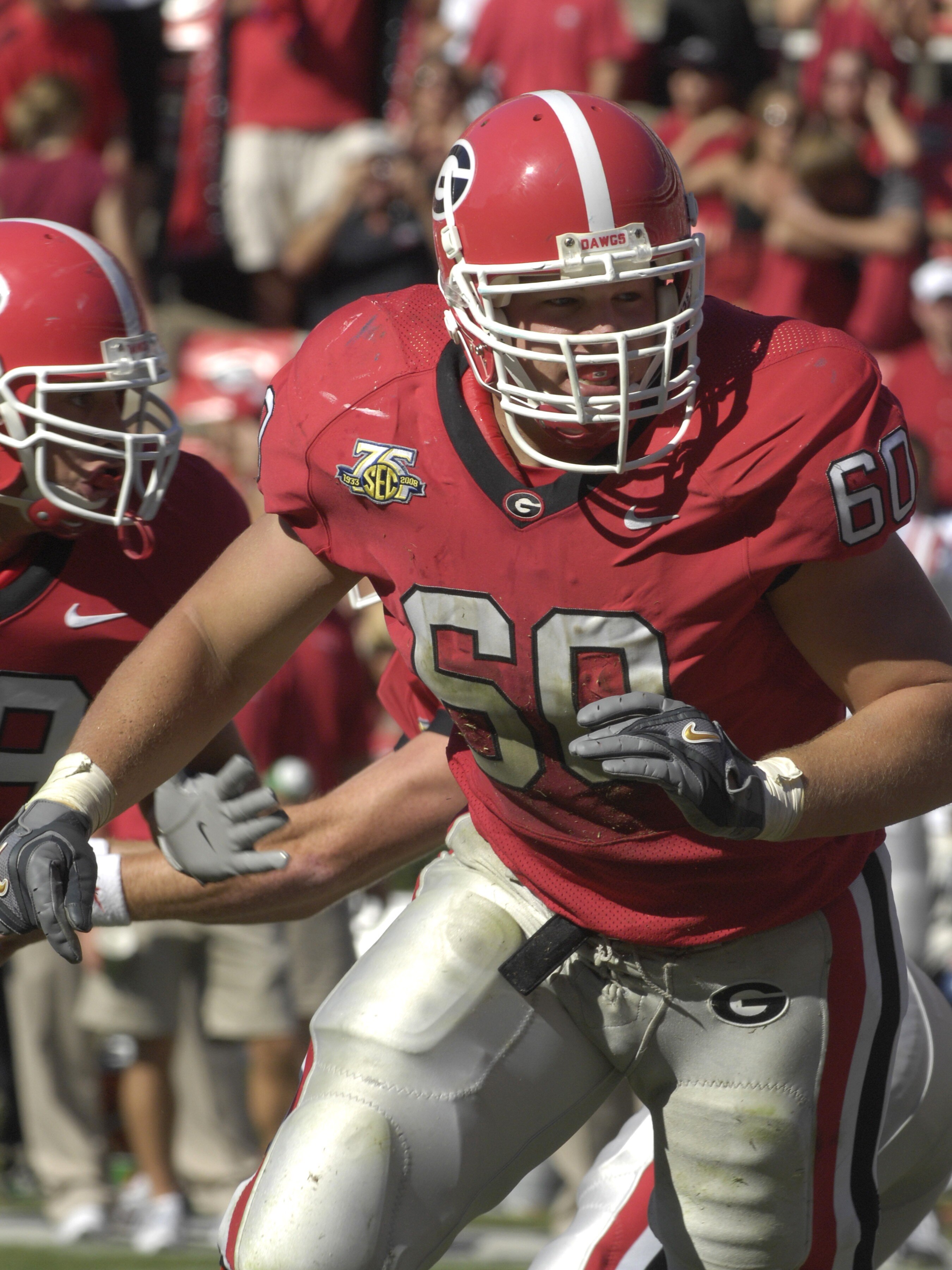 ATHENS, GA - SEPTEMBER 29: Offensive lineman Clint Boling #60 of the Georgia Bulldogs sets to block against the Mississippi Rebels at Sanford Stadium on September 29, 2007 in Athens, Georgia. (Photo by Al Messerschmidt/Getty Images)