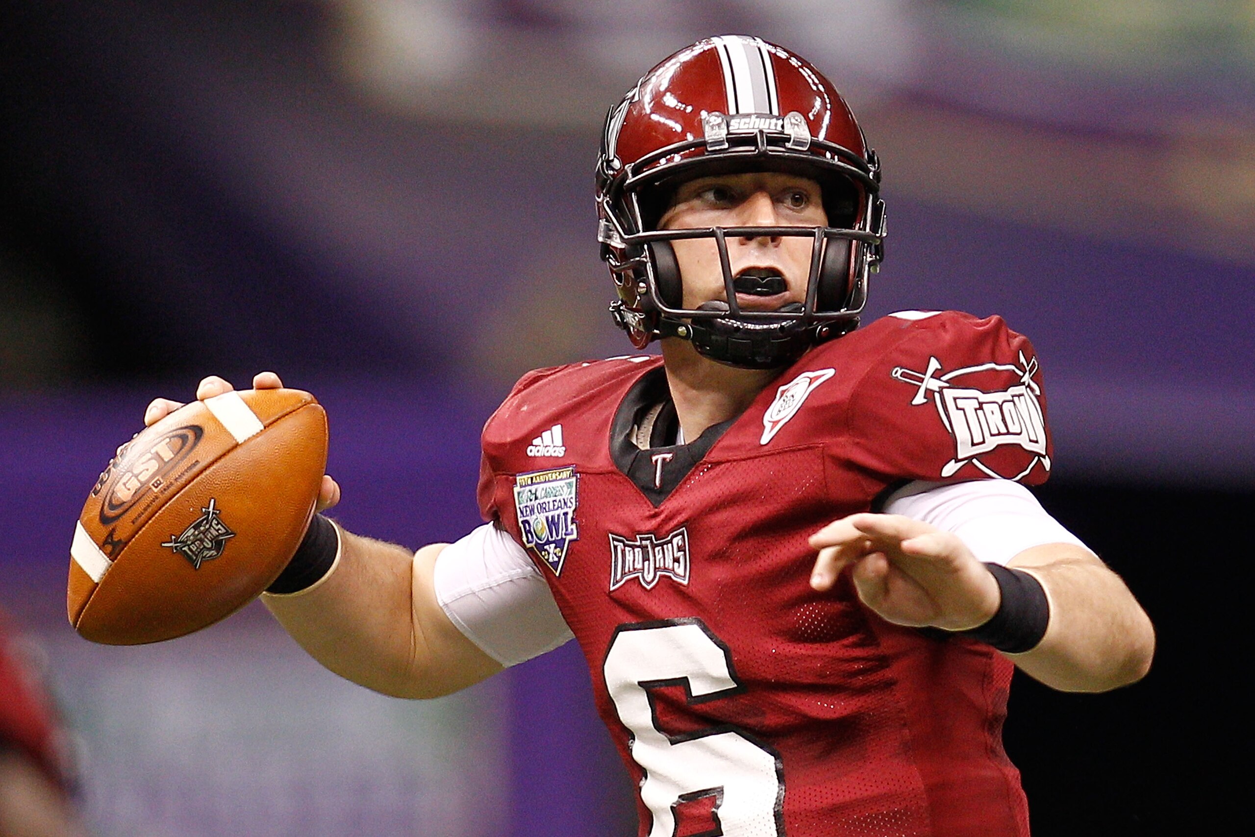 NEW ORLEANS, LA - DECEMBER 18:  Quarterback Corey Robinson #6 of the Troy University Trojans throws a pass during the game against the Ohio University Bobcats during the R&L Carriers New Orleans Bowl at the Louisiana Superdome on December 18, 2010 in New