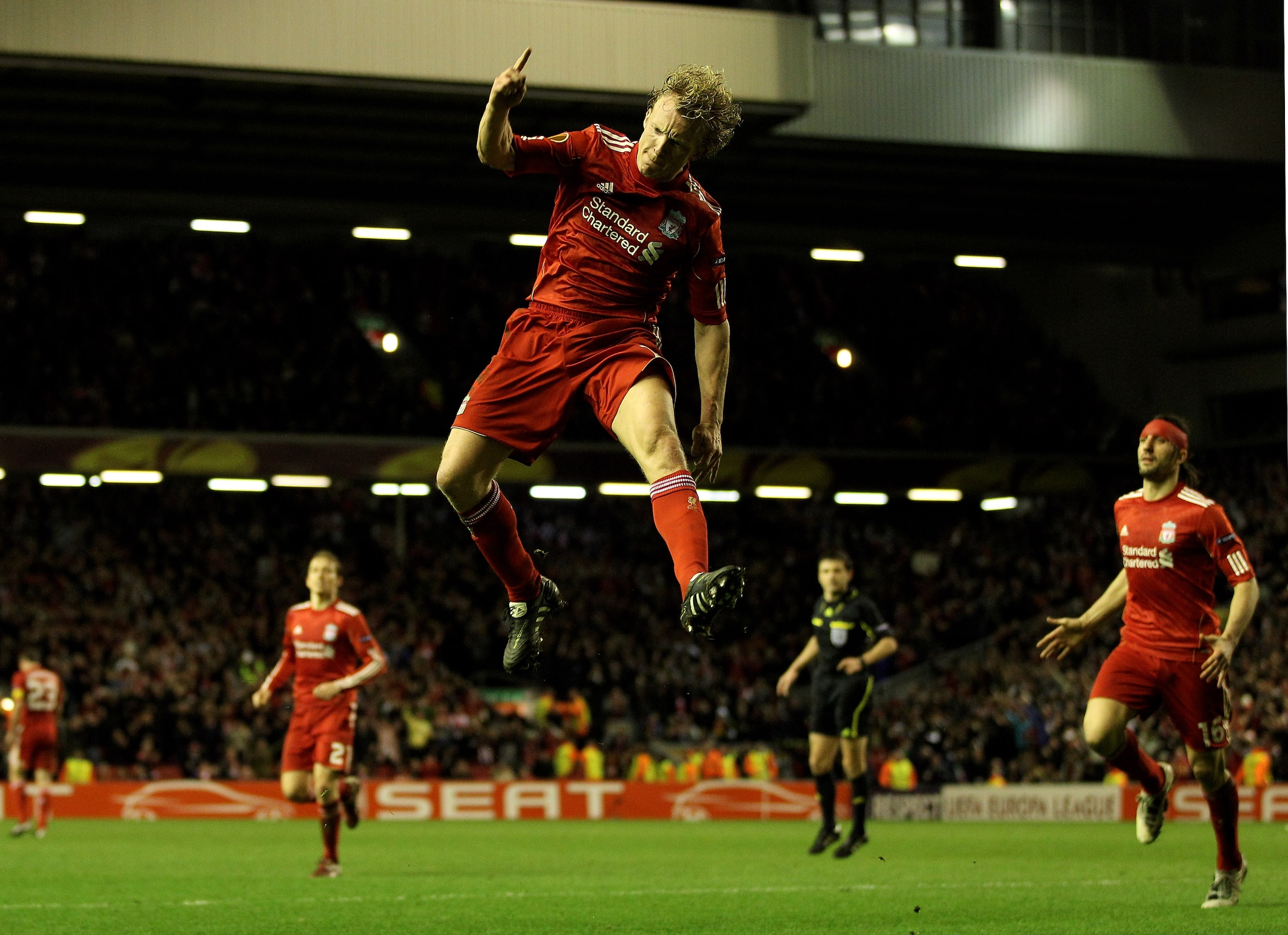 LIVERPOOL, ENGLAND - FEBRUARY 24: Dirk Kuyt of Liverpool celebrates scoring the winning goal during the UEFA Europa League Round of 32 2nd leg match beteween Liverpool and Sparta Prague at Anfield on February 24, 2011 in Liverpool, England. (Photo by Ri LIVERPOOL, ENGLAND - FEBRUARY 24: Dirk Kuyt of Liverpool celebrates scoring the winning goal during the UEFA Europa League Round of 32 2nd leg match beteween Liverpool and Sparta Prague at Anfield on February 24, 2011 in Liverpool, England. (Photo by Ri