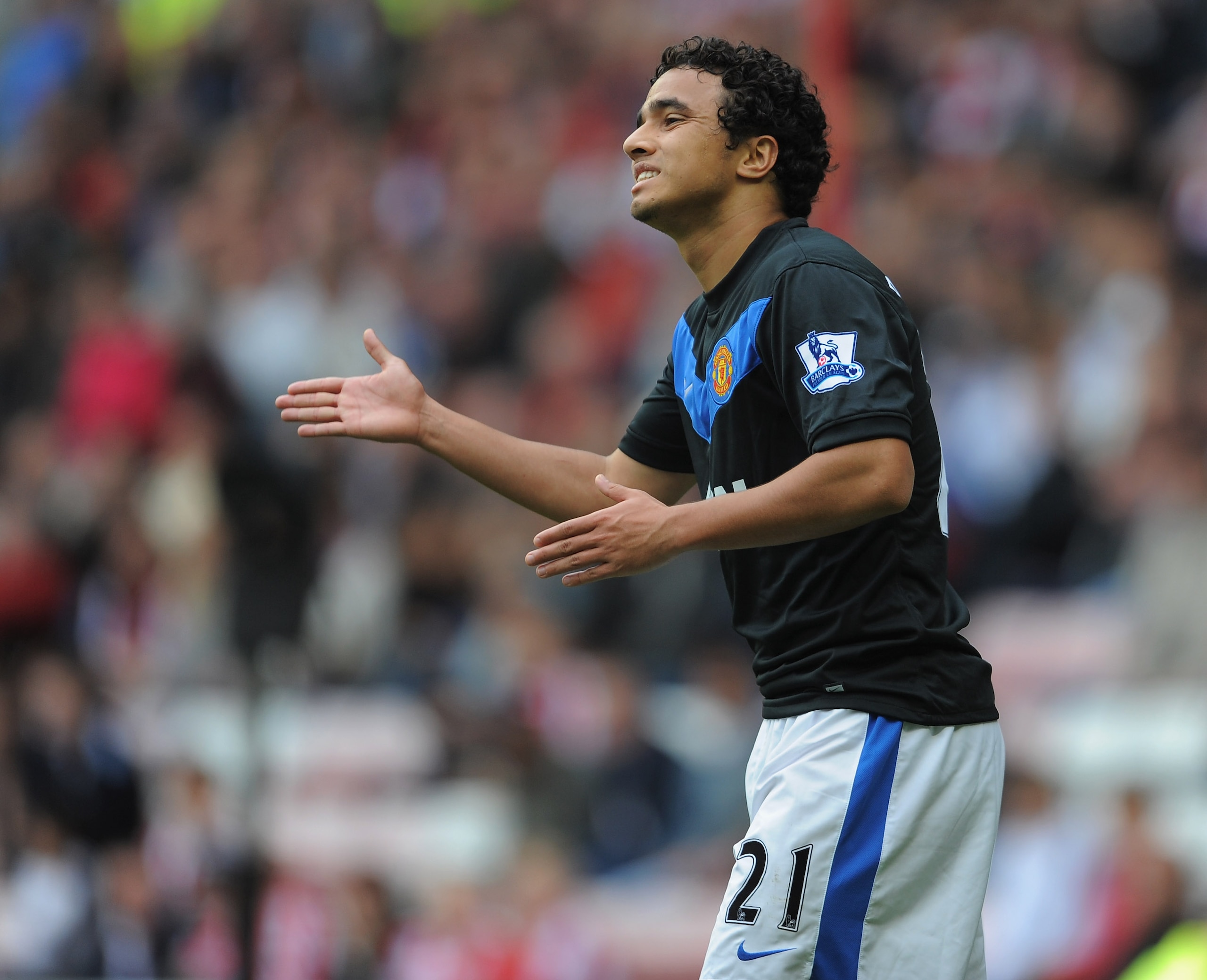 SUNDERLAND, ENGLAND - OCTOBER 02:  Rafael Da Silva of Manchester United gestures during the Barclays Premier League match between Sunderland and Manchester United at the Stadium of Light on October 2, 2010 in Sunderland, England.  (Photo by Michael Regan/