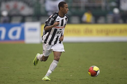 Courtesy of football-pictures.net