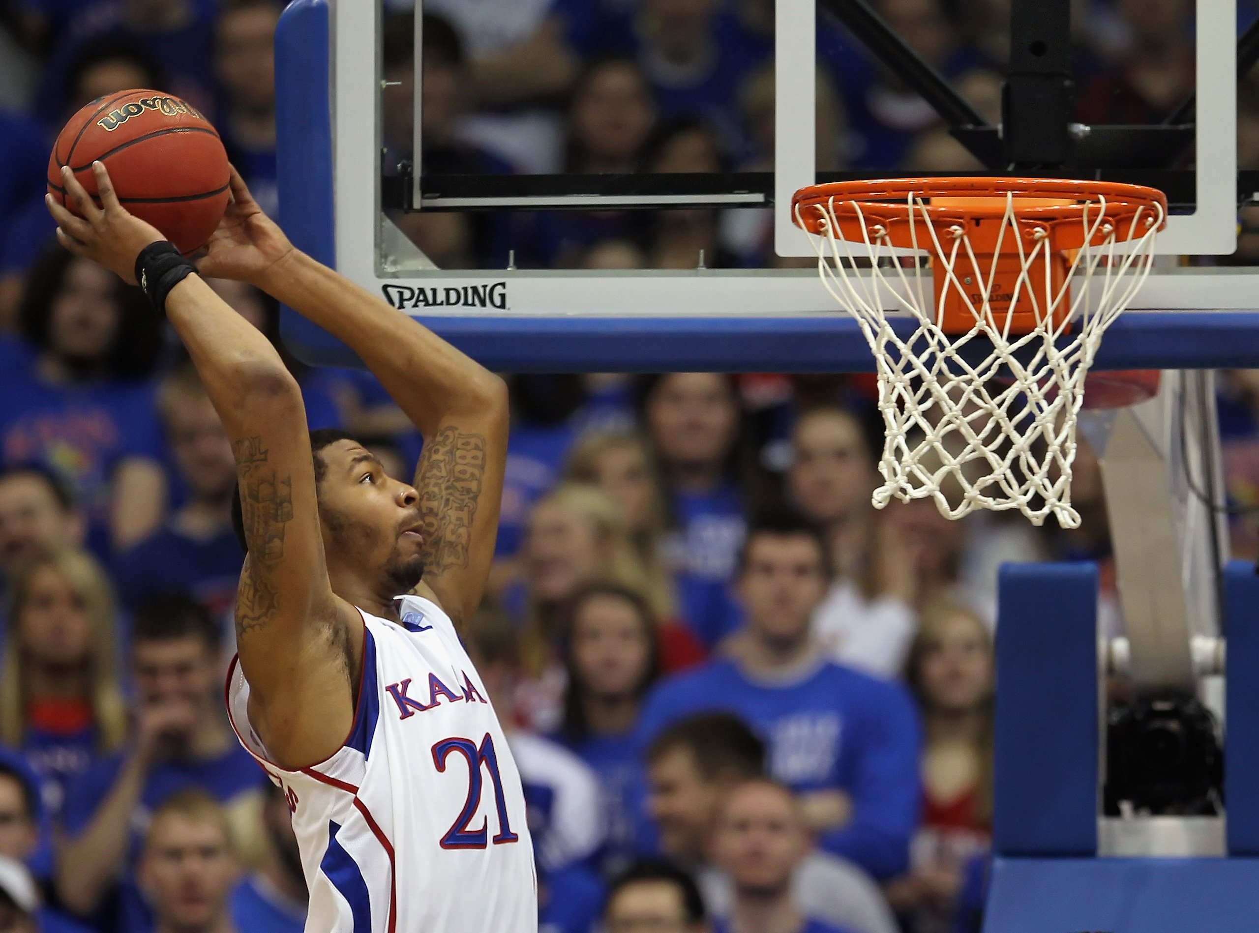 LAWRENCE, KS - FEBRUARY 12: Markieff Morris #21 of the Kansas Jayhawks dunks during the game against the Iowa State Cyclones on February 12, 2011 at Allen Fieldhouse in Lawrence, Kansas. (Photo by Jamie Squire/Getty Images) LAWRENCE, KS - FEBRUARY 12: Markieff Morris #21 of the Kansas Jayhawks dunks during the game against the Iowa State Cyclones on February 12, 2011 at Allen Fieldhouse in Lawrence, Kansas. (Photo by Jamie Squire/Getty Images)