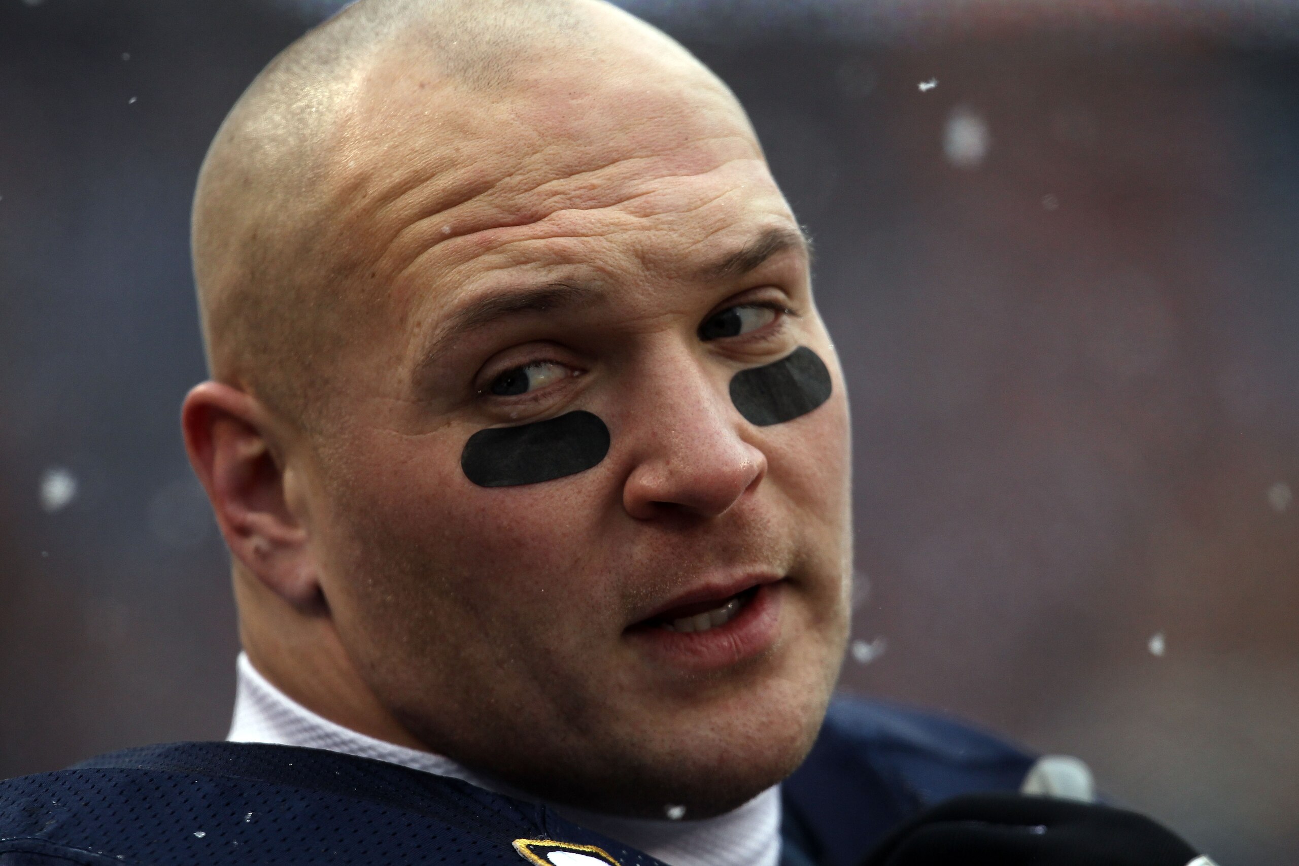 CHICAGO, IL - JANUARY 16:  Linebacker Brian Urlacher #54 of the Chicago Bears looks on from the sideline in the second quarter against the Seattle Seahawks in the 2011 NFC divisional playoff game at Soldier Field on January 16, 2011 in Chicago, Illinois.