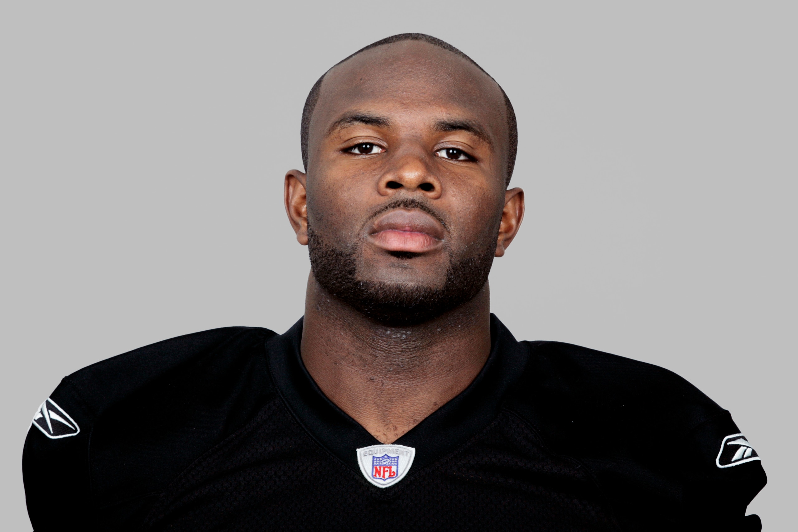 OAKLAND, CA - 2006:  Derrick Gibson of the Oakland Raiders poses for his 2006 NFL headshot at photo day in Oakland, California. (Photo by Getty Images)