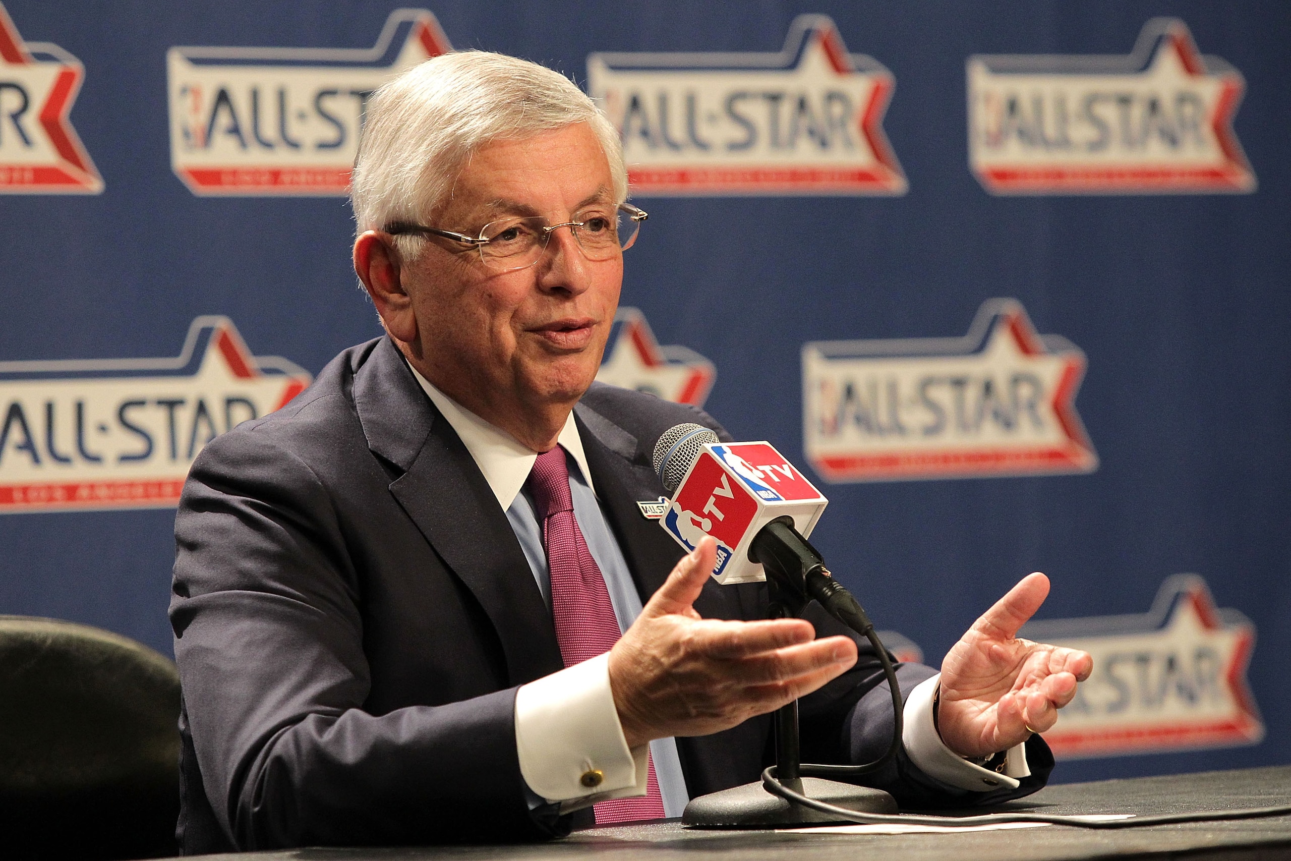 LOS ANGELES, CA - FEBRUARY 19:  NBA Commissioner David Stern addresses the media before the start of NBA All-Star Saturday Night at Staples Center on February 19, 2011 in Los Angeles, California.  (Photo by Noel Vasquez/Getty Images)
