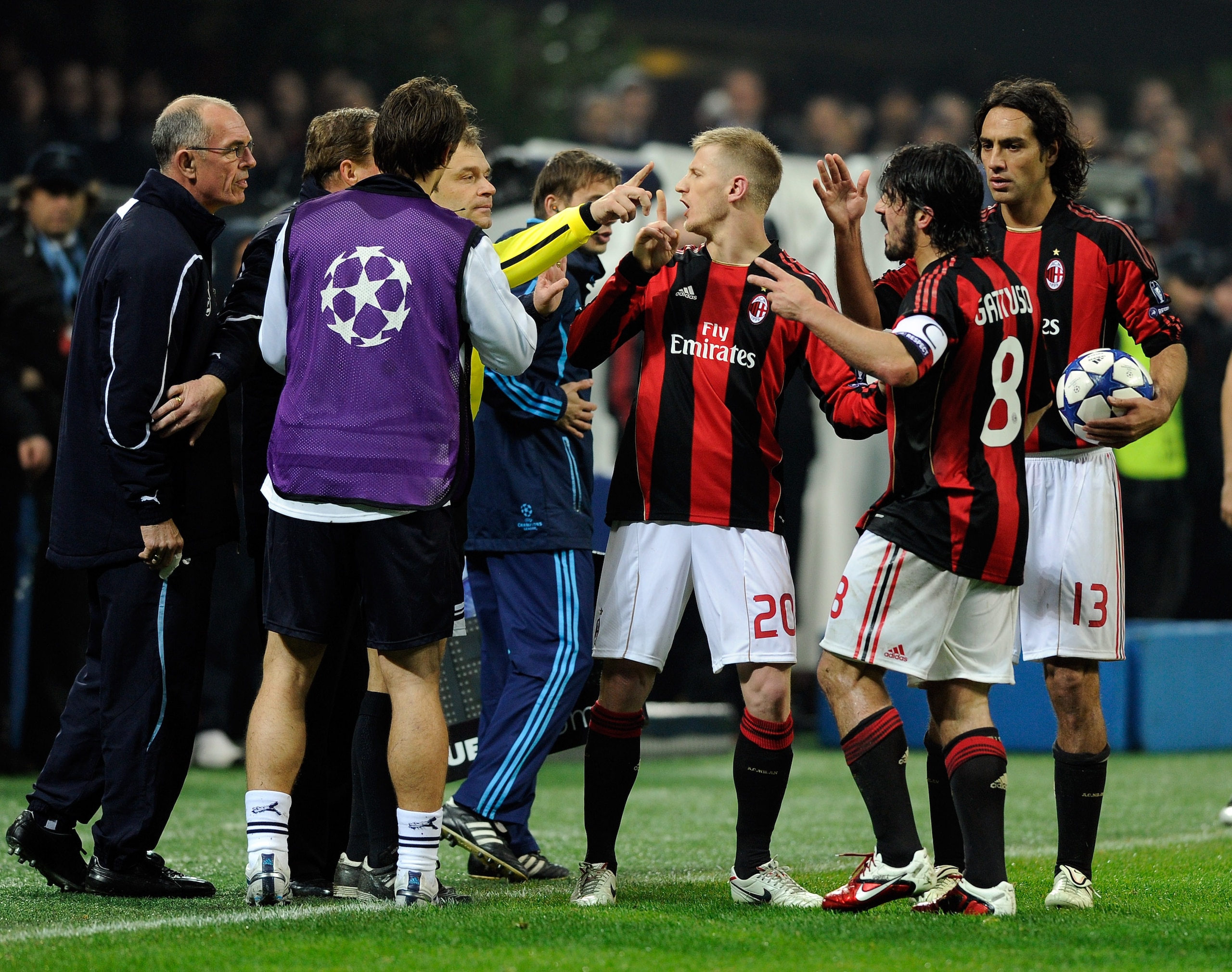 MILAN, ITALY - FEBRUARY 15:  Gennaro Gattuso of AC Milan reacts during the UEFA Champions League round of 16 first leg match between AC Milan and Tottenham Hotspur at Stadio Giuseppe Meazza on February 15, 2011 in Milan, Italy.  (Photo by Claudio Villa/Ge