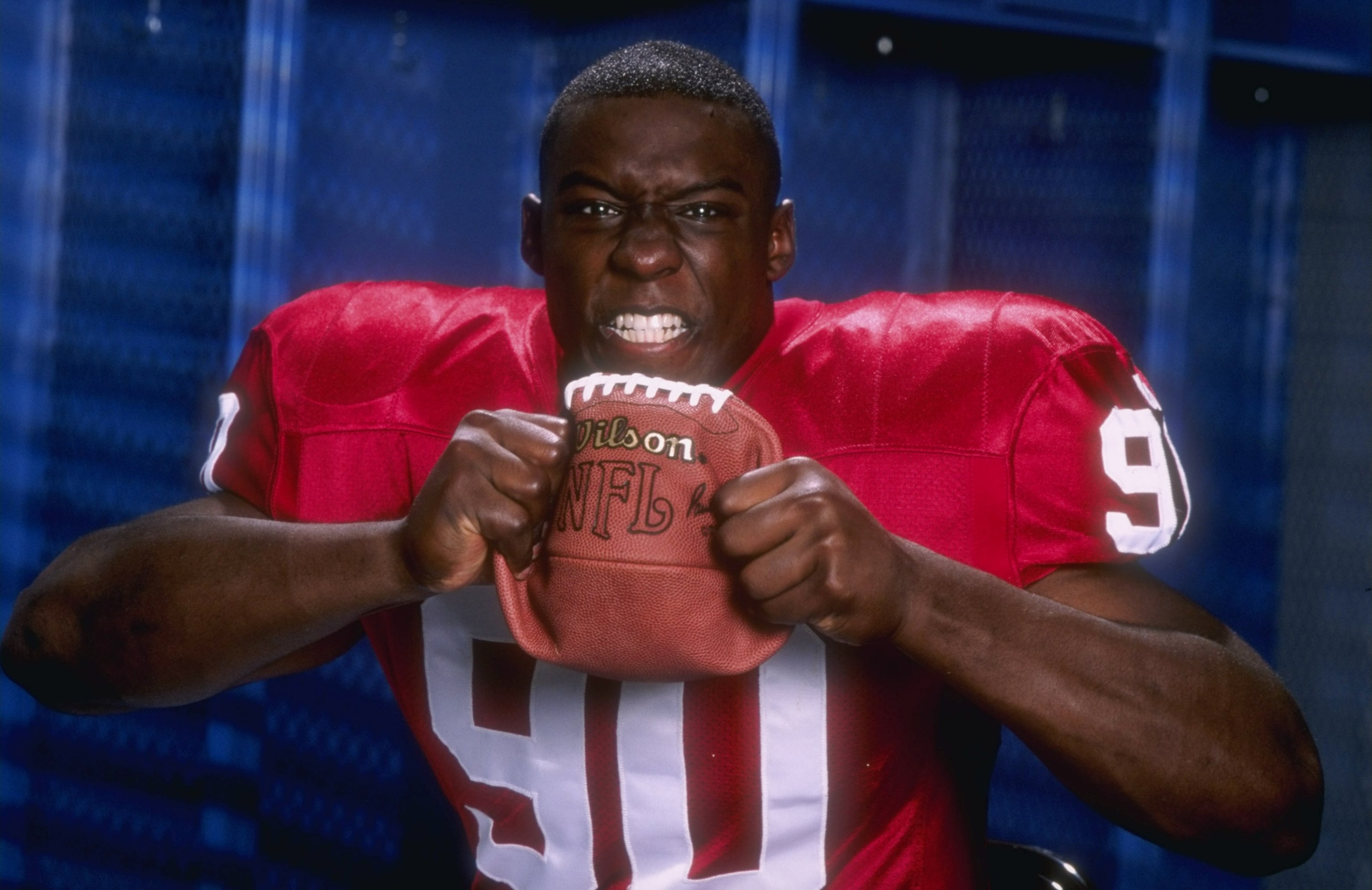 20 May 1998:  Andre Wadsworth of the Arizona Cardinals poses for a portrait during the Pinnacle NFL Rookie Shoot at the Citrus Bowl in Orlando, Florida. Mandatory Credit: Al Bello  /Allsport