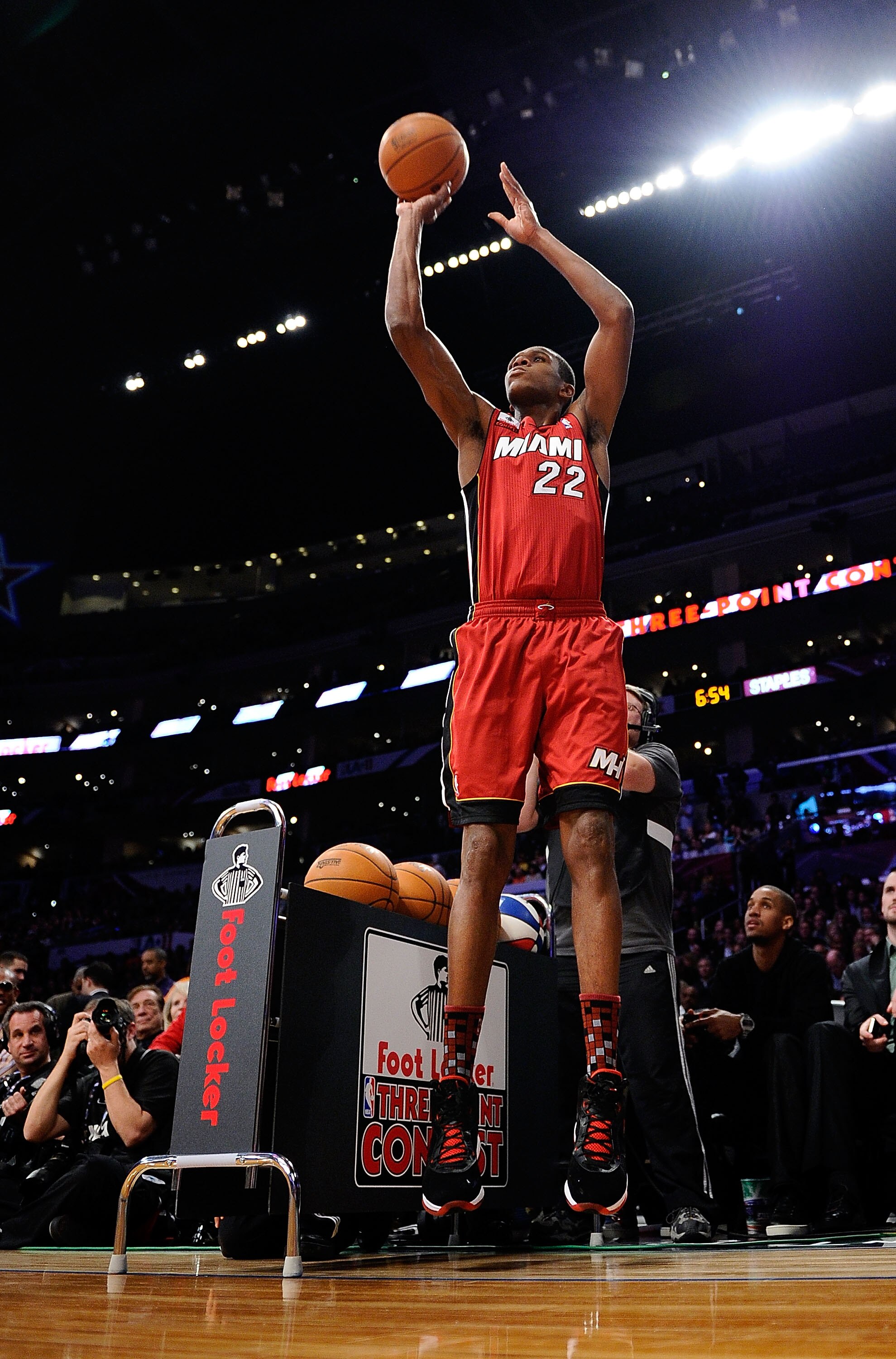 LOS ANGELES, CA - FEBRUARY 19: James Jones #22 of the Miami Heat competes in the Foot Locker Three-Point Contest apart of NBA All-Star Saturday Night at Staples Center on February 19, 2011 in Los Angeles, California. (Photo by Kevork Djansezian/Getty Im LOS ANGELES, CA - FEBRUARY 19: James Jones #22 of the Miami Heat competes in the Foot Locker Three-Point Contest apart of NBA All-Star Saturday Night at Staples Center on February 19, 2011 in Los Angeles, California. (Photo by Kevork Djansezian/Getty Im