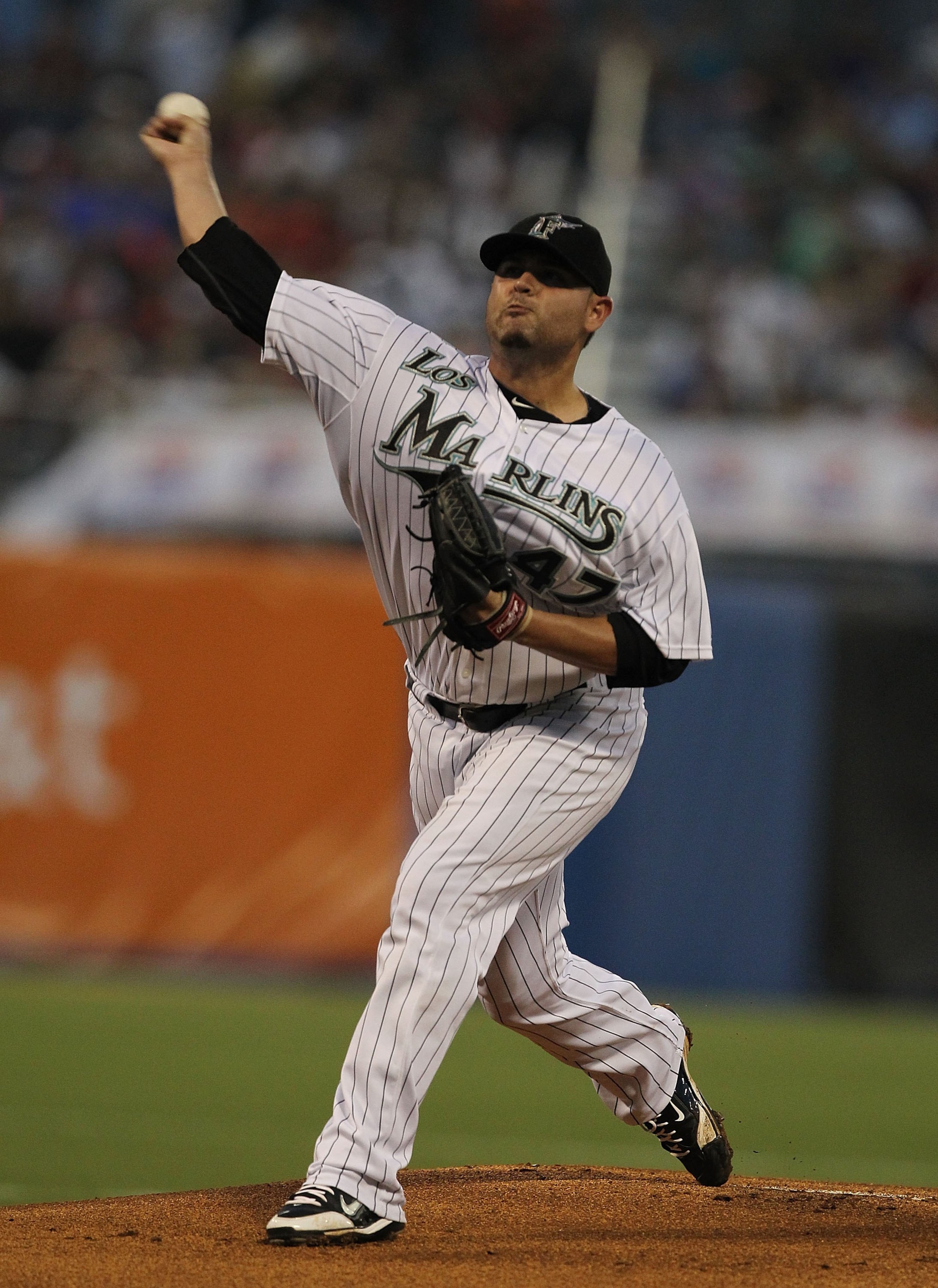 SAN JUAN, PUERTO RICO - JUNE 28:  Ricky Nolasco #47 of the Florida Marlins  pitches against The New York mets during their game at Hiram Bithorn Stadium on June 28, 2010 in San Juan, Puerto Rico.  (Photo by Al Bello/Getty Images)