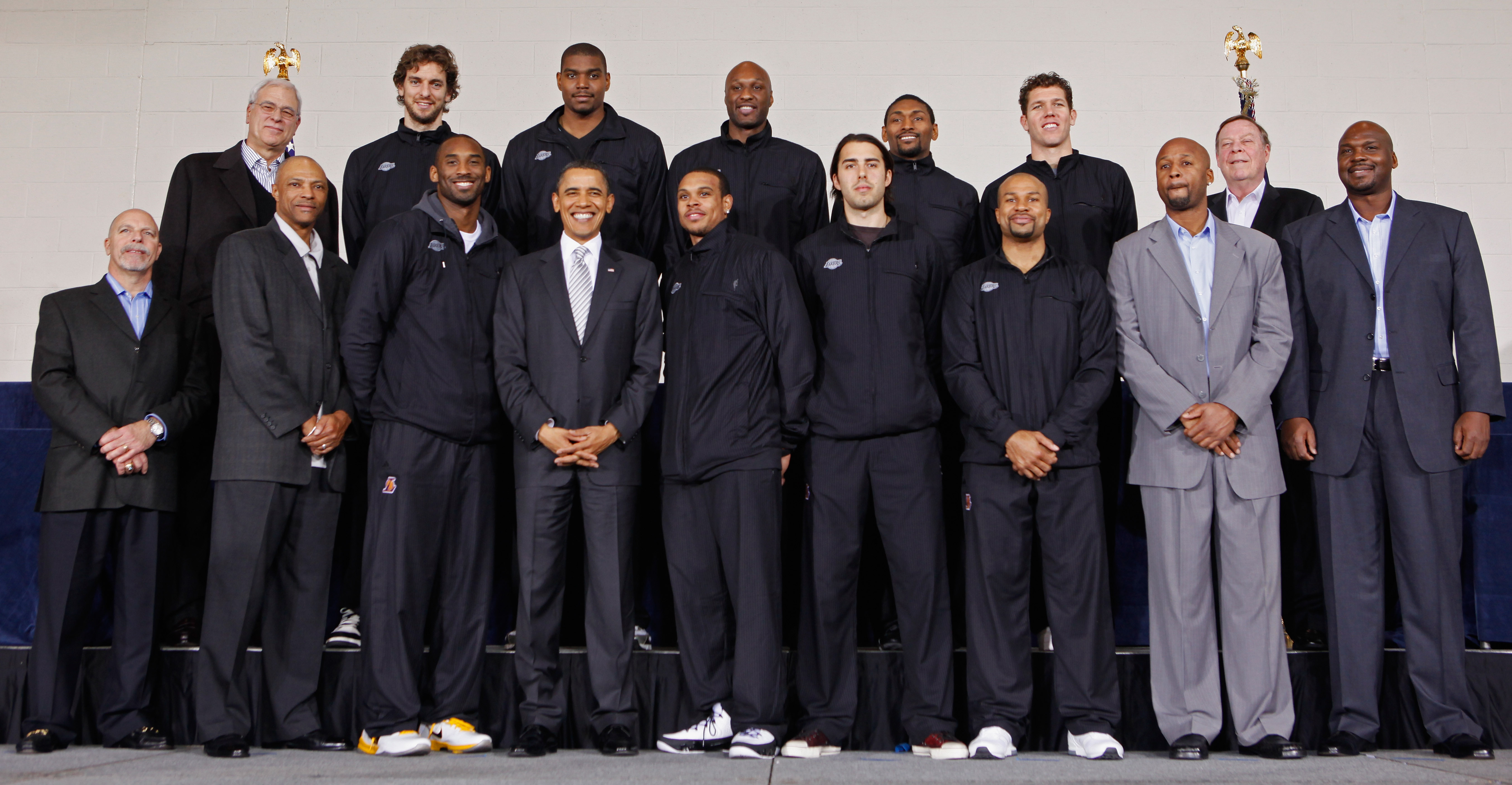 WASHINGTON, DC - DECEMBER 13:  (AFP OUT) U.S. President Barack Obama (Bottom row 4L)) poses for photographs with members of the 2010 NBA Championship Los Angeles Lakers during an event at the Boys and Girls Club at THEARC   December 13, 2010 in Washington