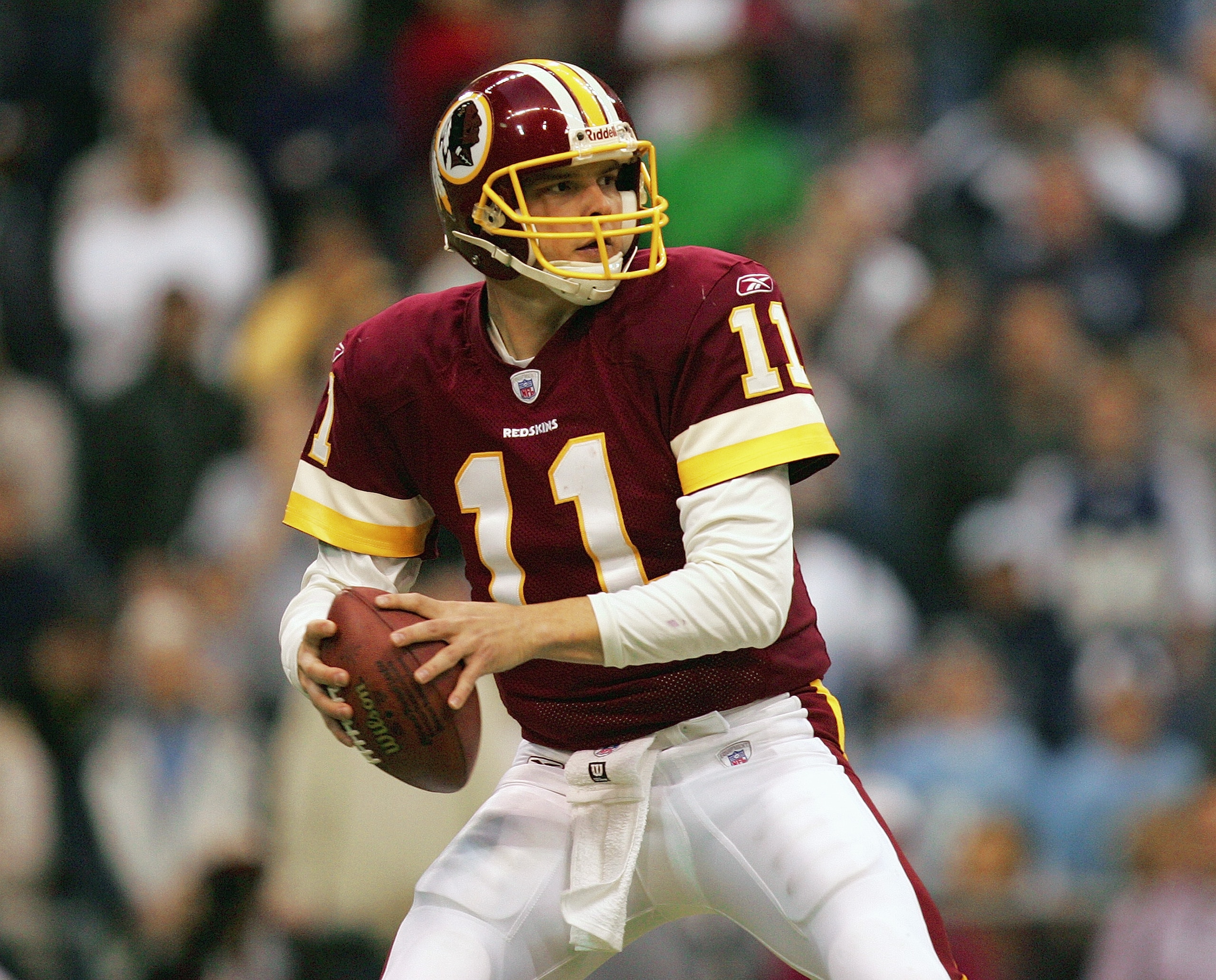 IRVING, TX - DECEMBER 26:  Quarterback Patrick Ramsey #11 of the Washington Redskins looks to pass against the Dallas Cowboys during the game on December 26, 2004 at Texas Stadium in Irving, Texas.   The Cowboys won 13-10.  (Photo by Ronald Martinez/Getty