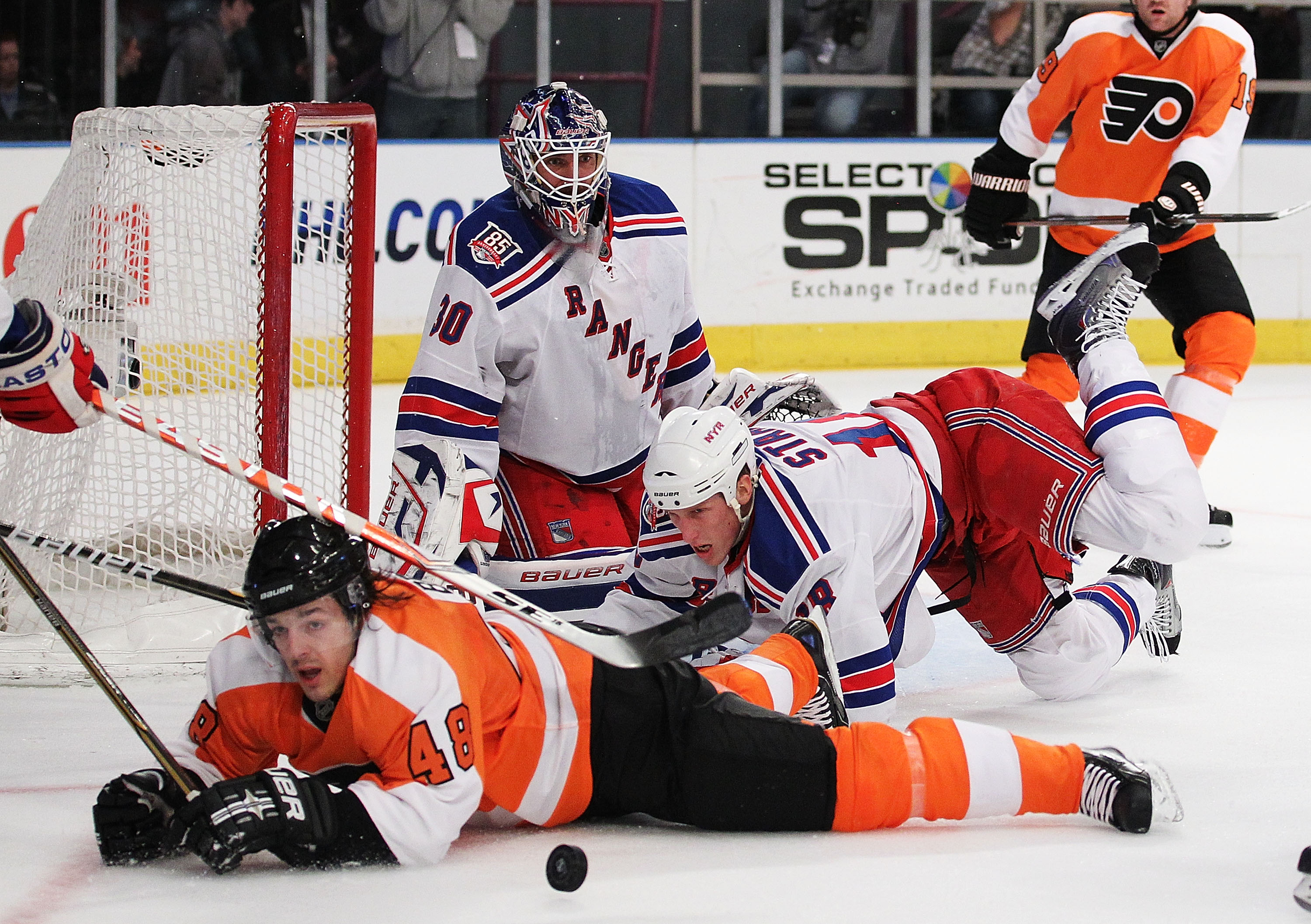 Rangers fall to Flyers