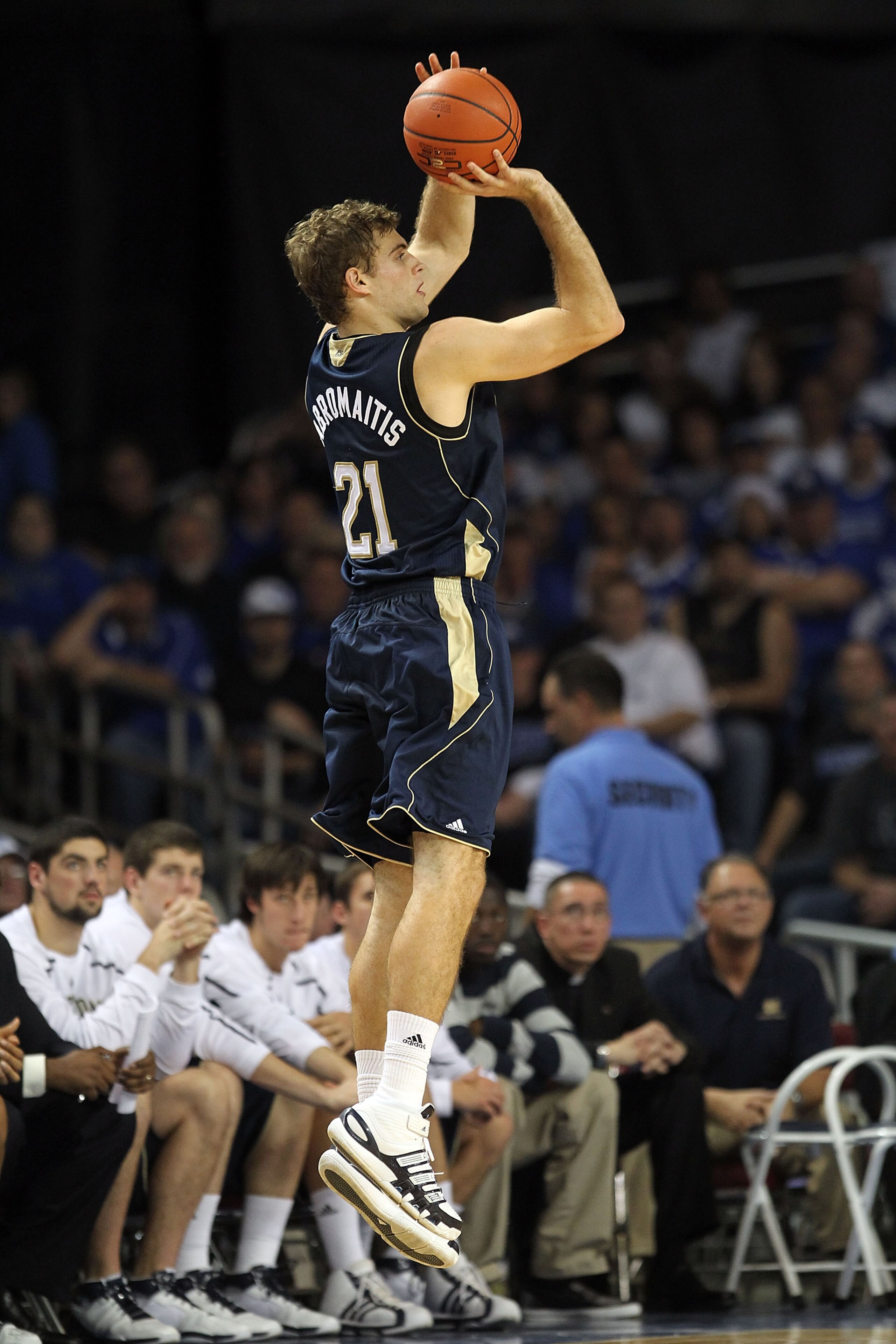 LOUISVILLE, KY - DECEMBER 08: Tim Abromaitis #21 of the Notre Dame Fighting Irish shoots the ball during the game against the Kentucky Wildcats in the 2010 DIRECTV SEC/BIG EAST Invitational at Freedom Hall on December 8, 2010 in Louisville, Kentucky.  (Ph