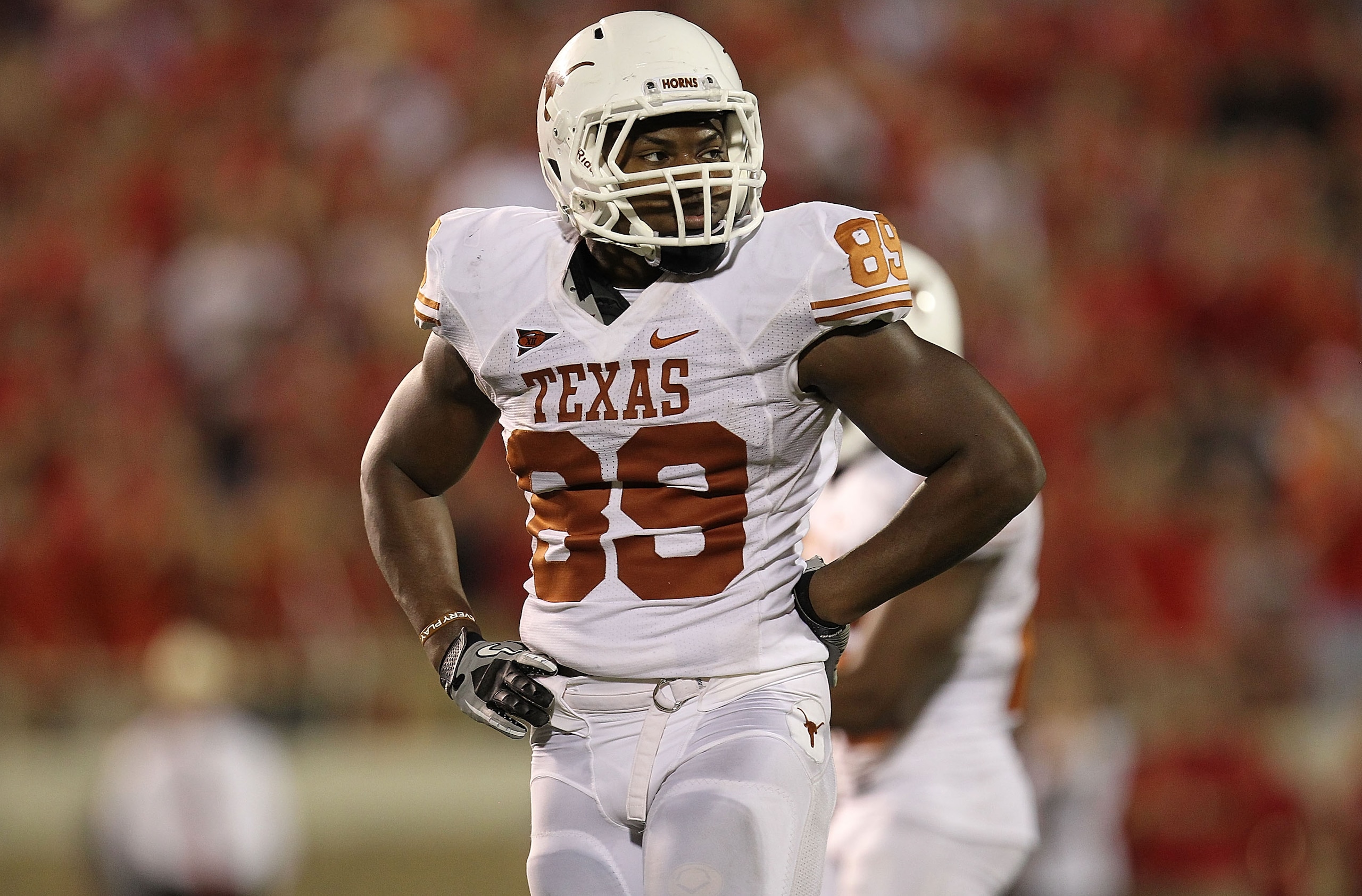LUBBOCK, TX - SEPTEMBER 18: Barrett Matthews #89 of the Texas Longhorns at Jones AT&T Stadium on September 18, 2010 in Lubbock, Texas. (Photo by Ronald Martinez/Getty Images) LUBBOCK, TX - SEPTEMBER 18: Barrett Matthews #89 of the Texas Longhorns at Jones AT&T Stadium on September 18, 2010 in Lubbock, Texas. (Photo by Ronald Martinez/Getty Images)